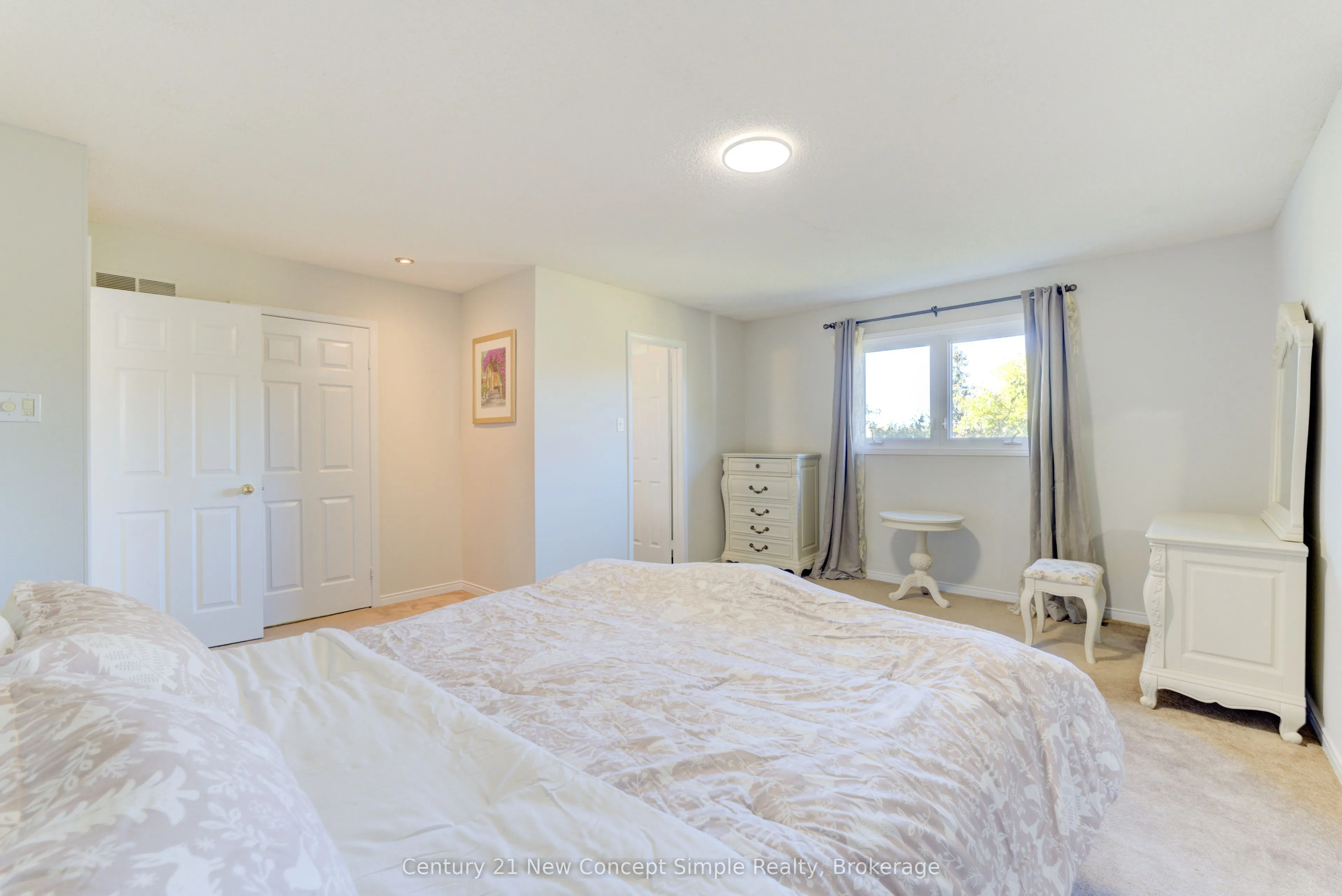 12 Kilbarry Ct Court