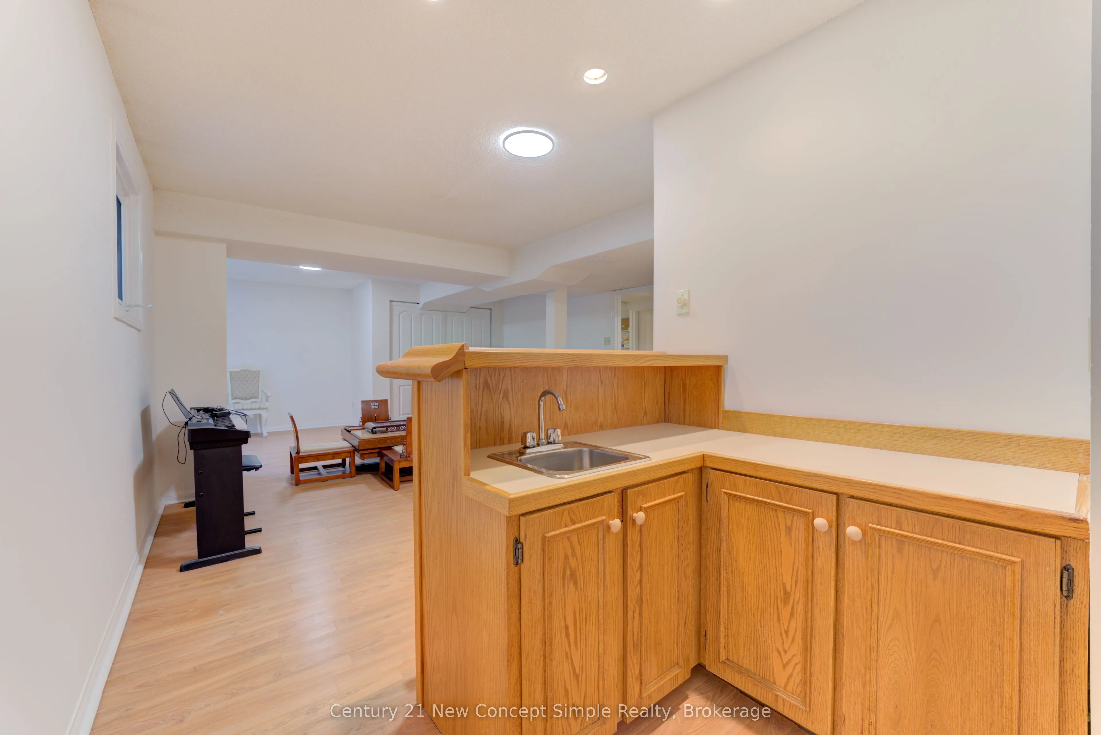 12 Kilbarry Ct Court