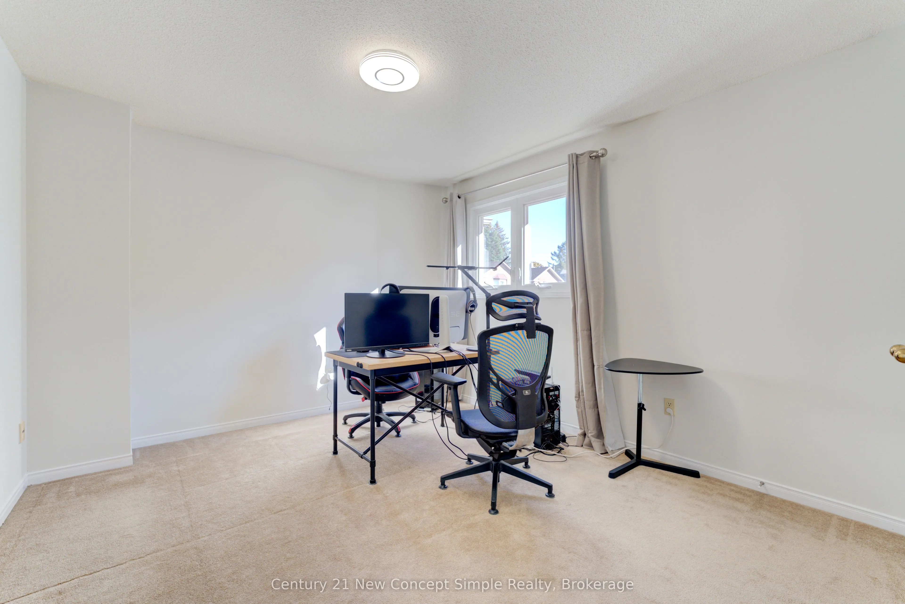 12 Kilbarry Ct Court