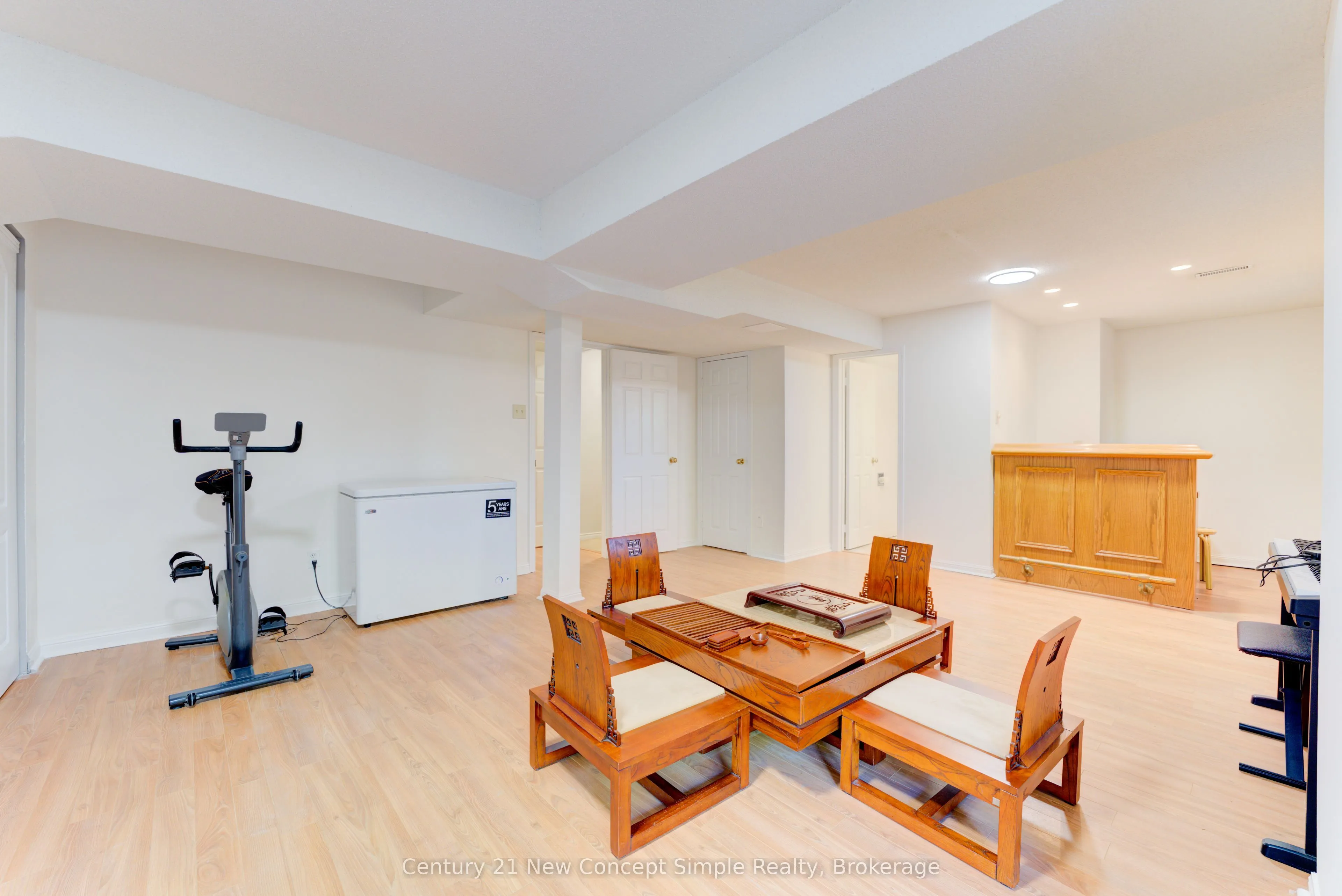 12 Kilbarry Ct Court