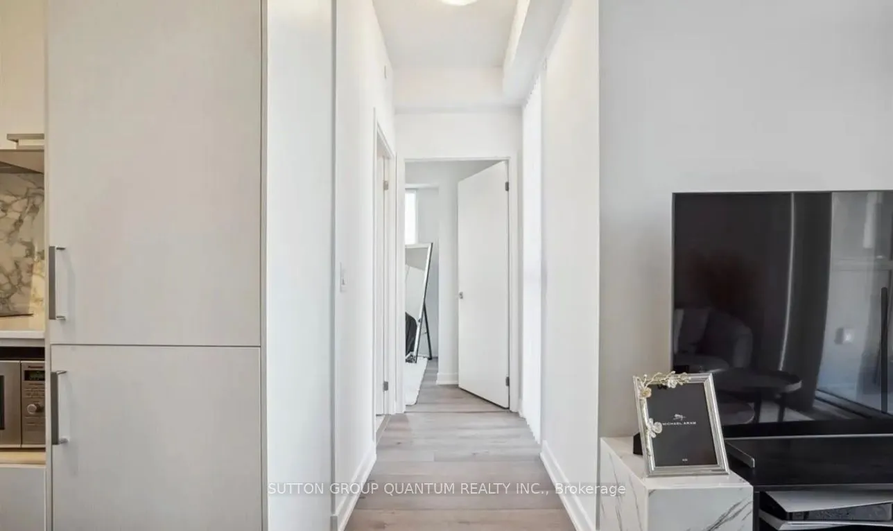 38 Honeycrisp Crescent, #916