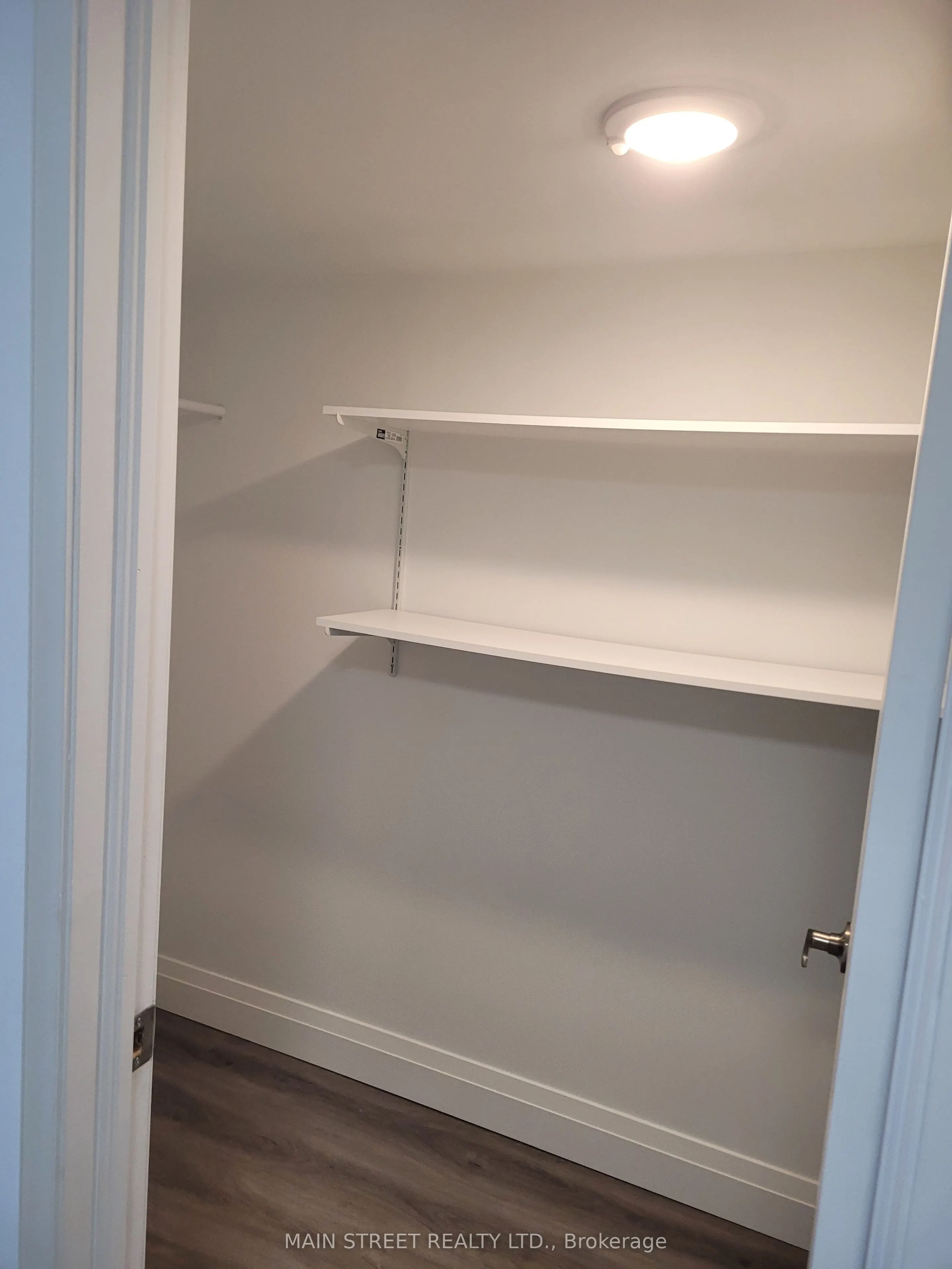 76 William Honey Crescent