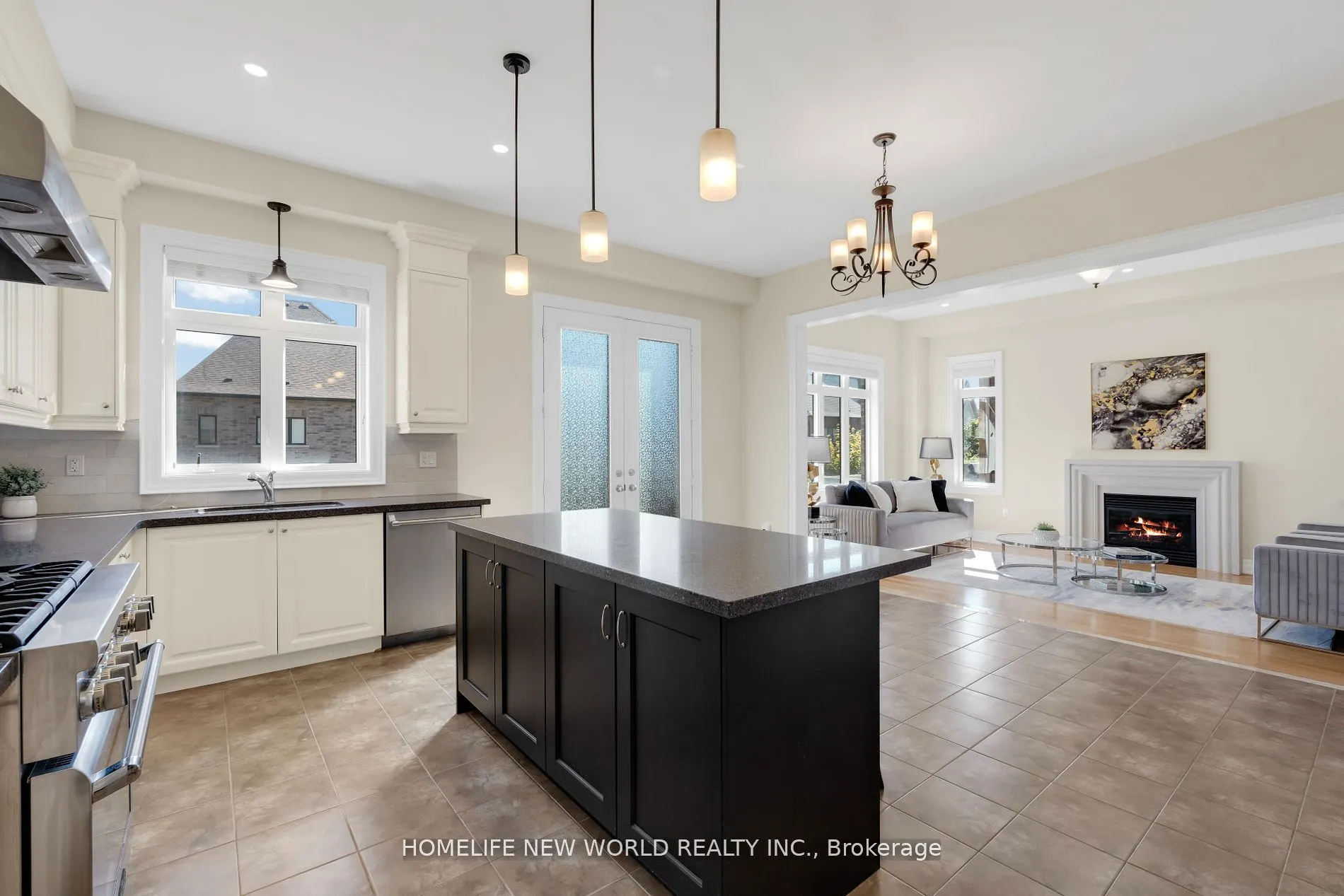 36 Strawbridge Farm Drive