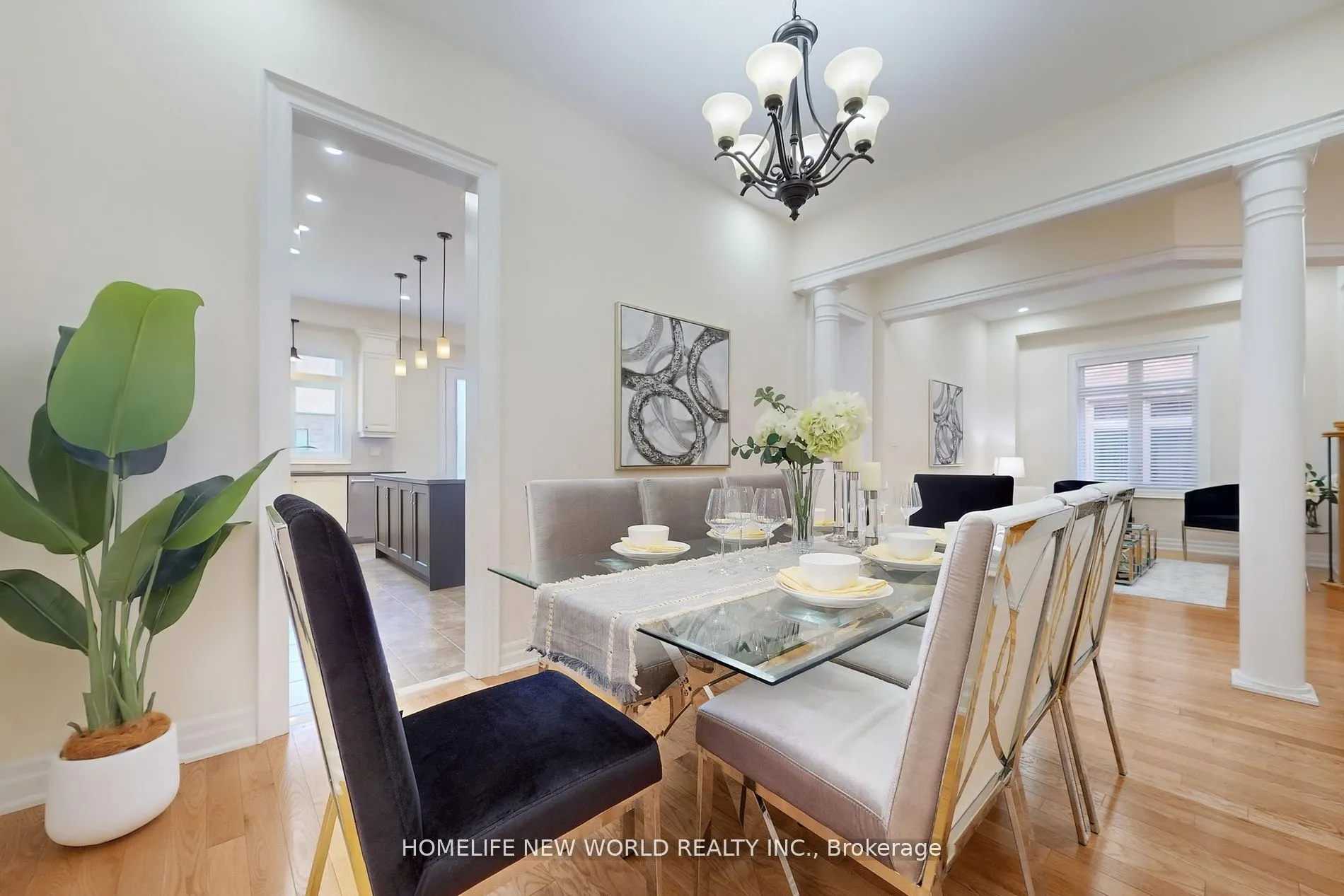 36 Strawbridge Farm Drive