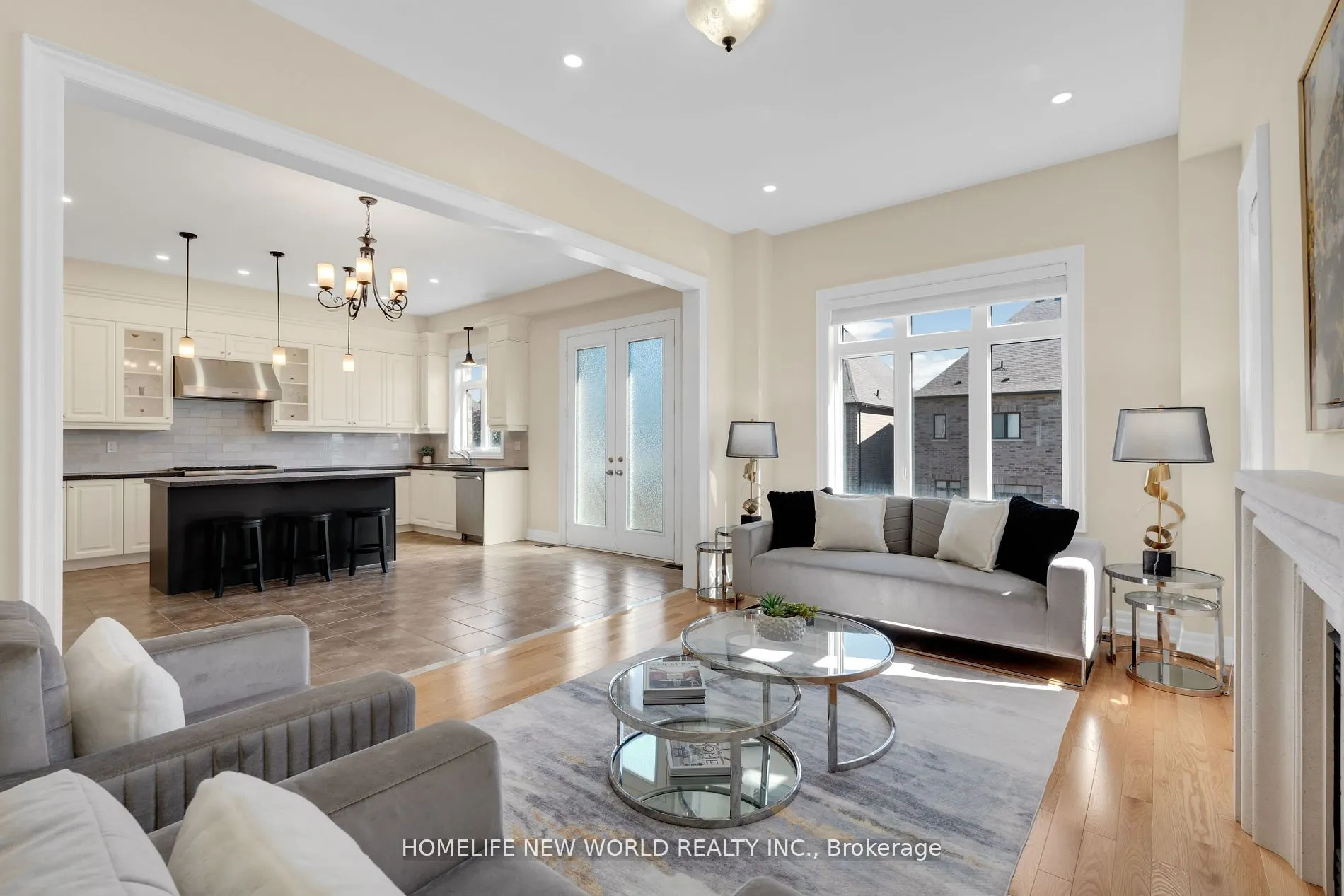 36 Strawbridge Farm Drive