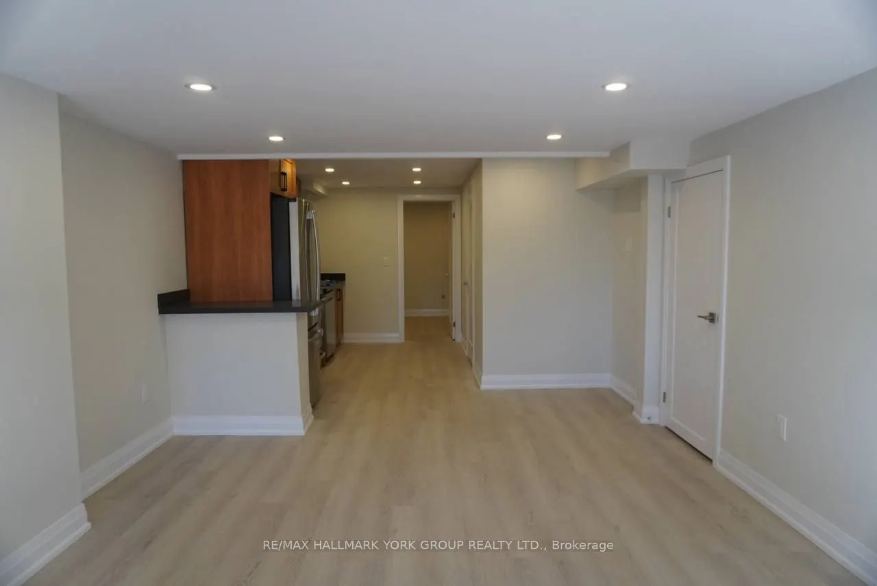 259 Glenway Circle S