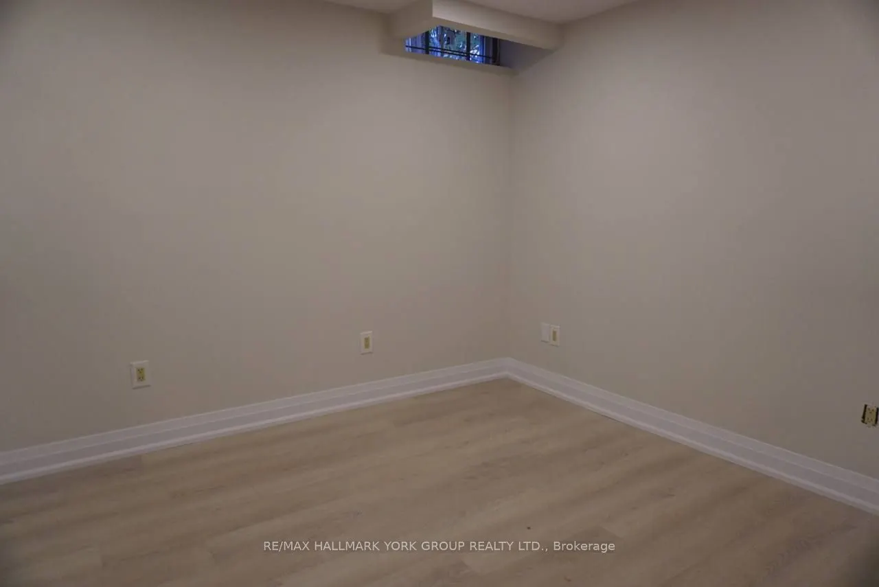 259 Glenway Circle S