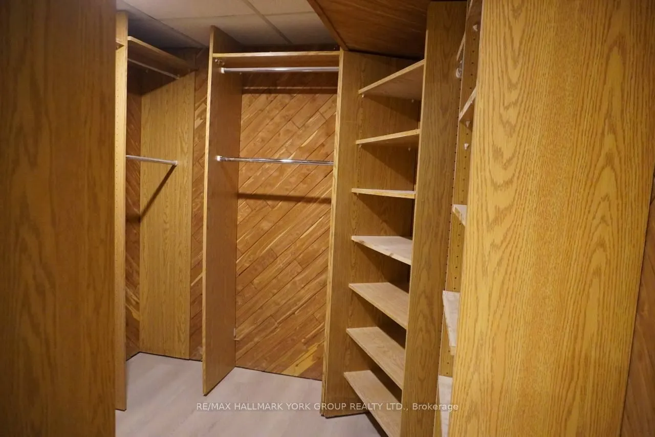 259 Glenway Circle S