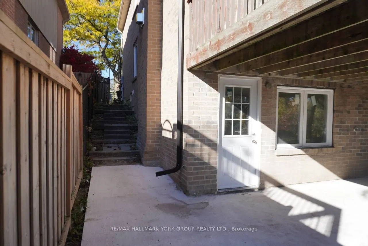 259 Glenway Circle S