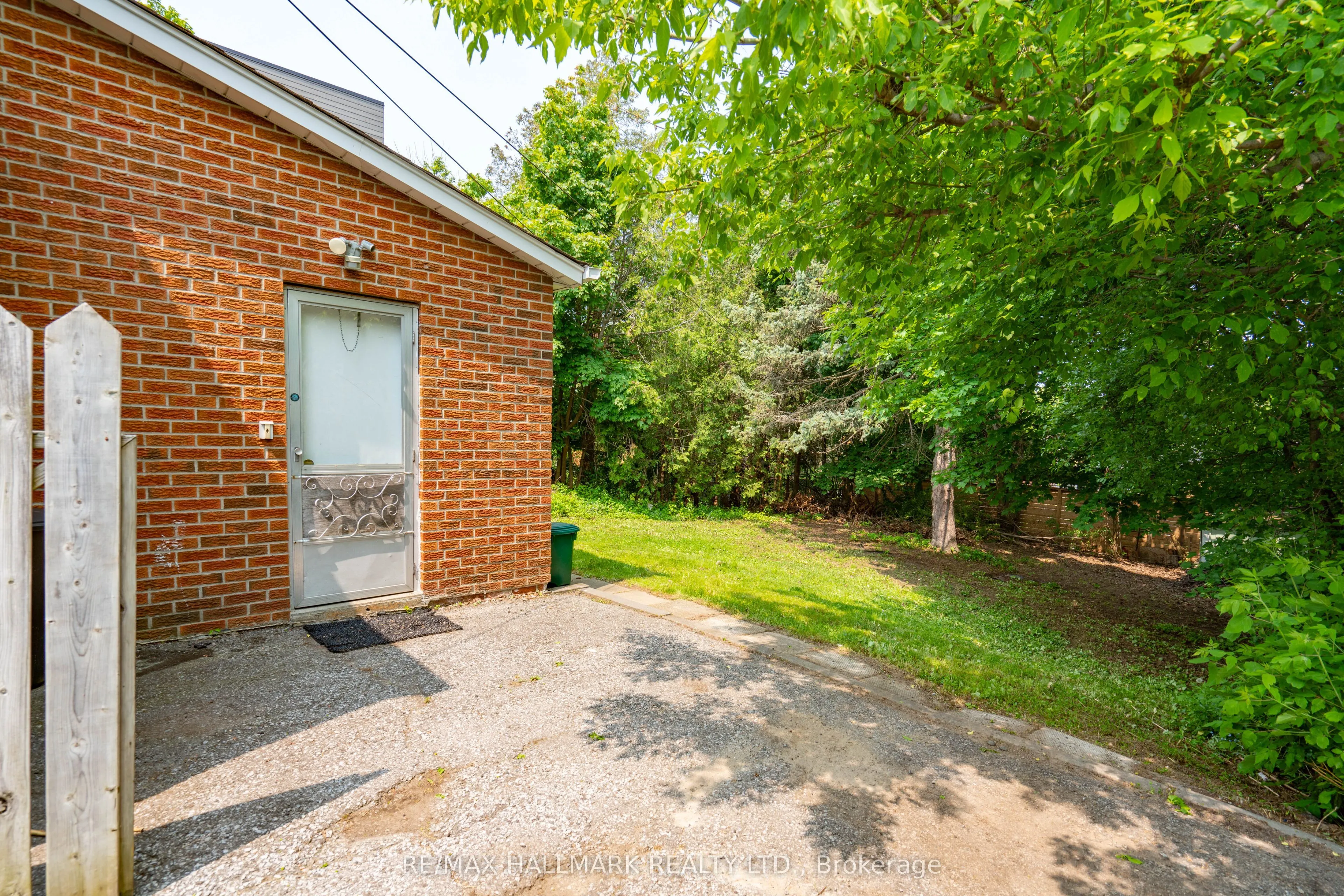 104 Highland Park Boulevard