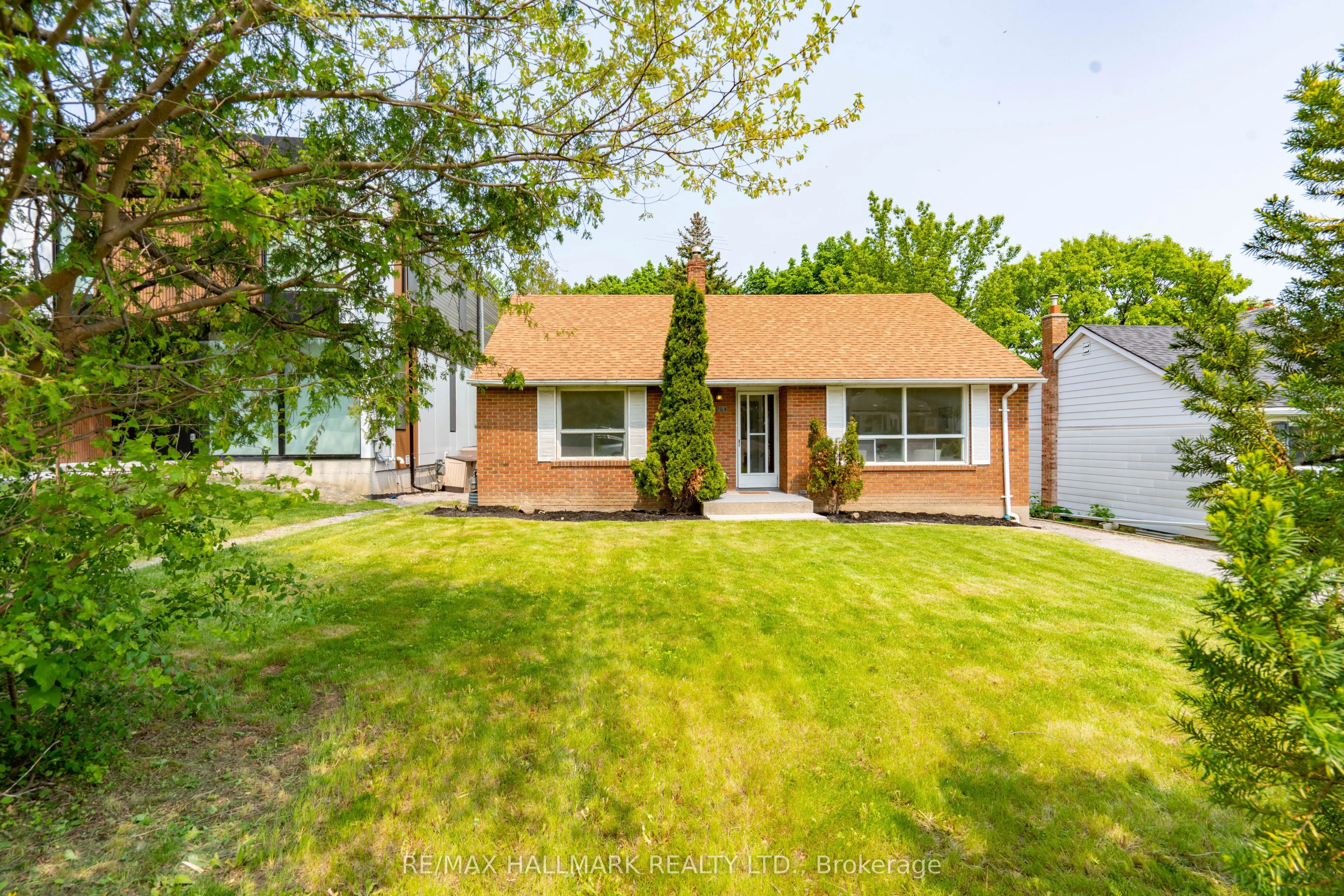 104 Highland Park Boulevard