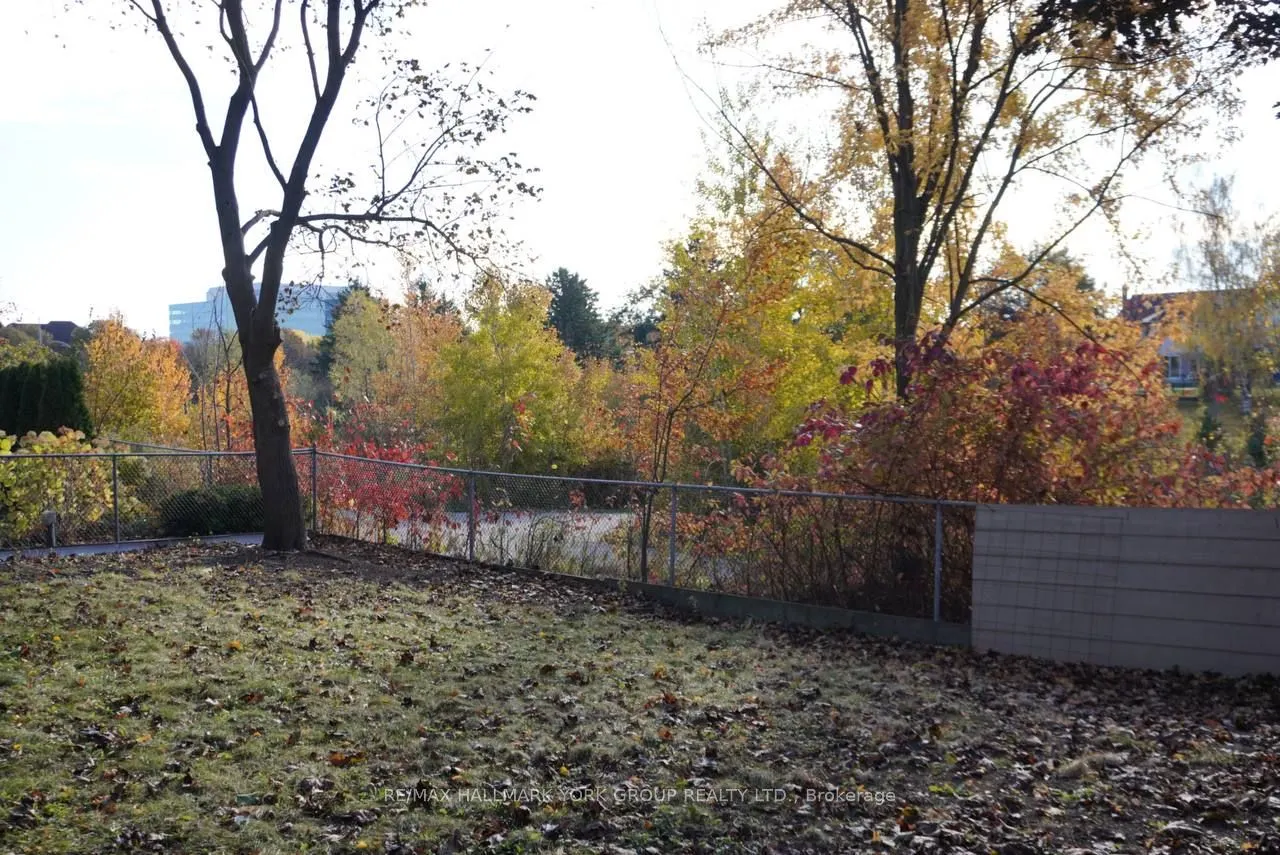 259 Glenway Circle S, #Basement