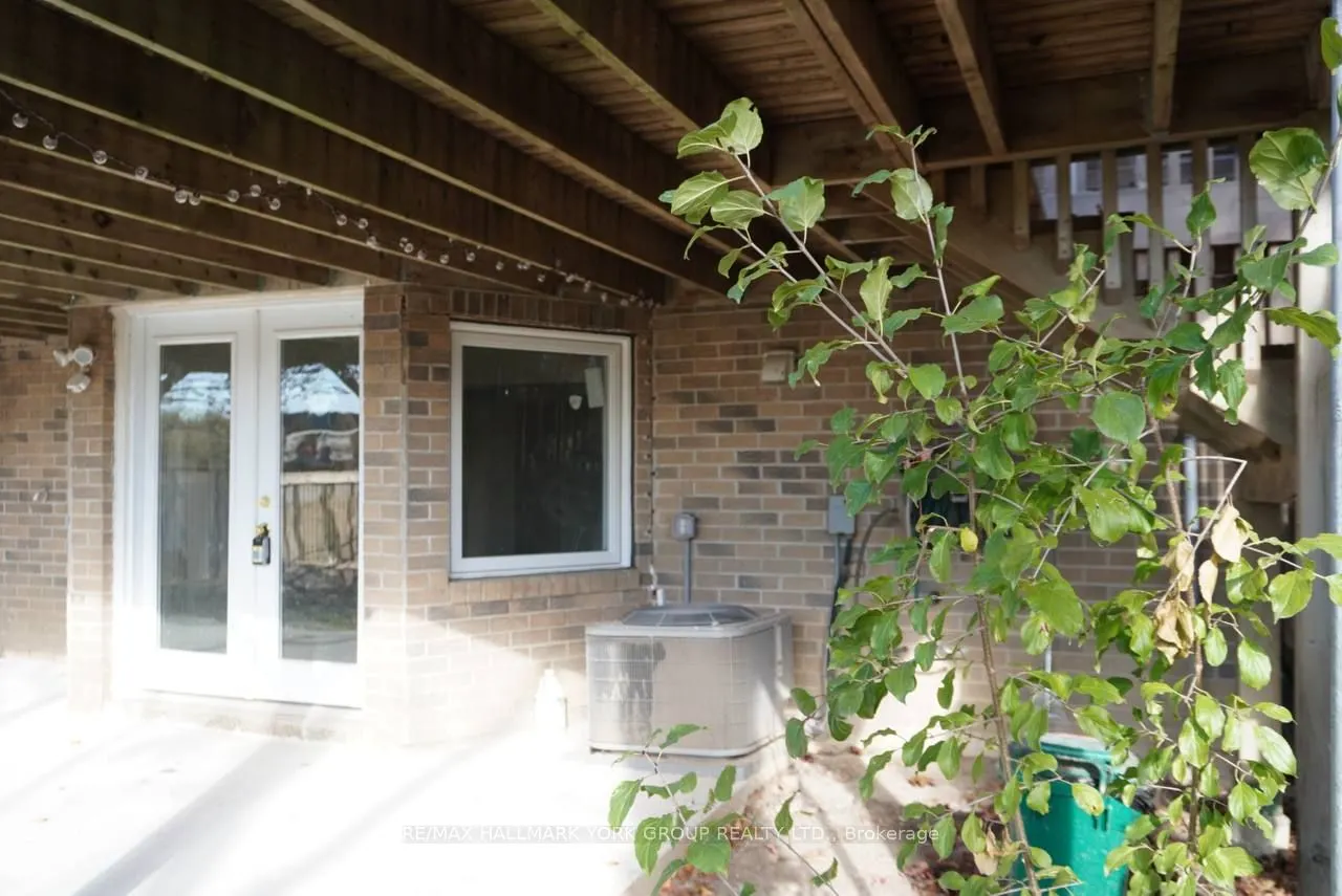 259 Glenway Circle S, #Basement