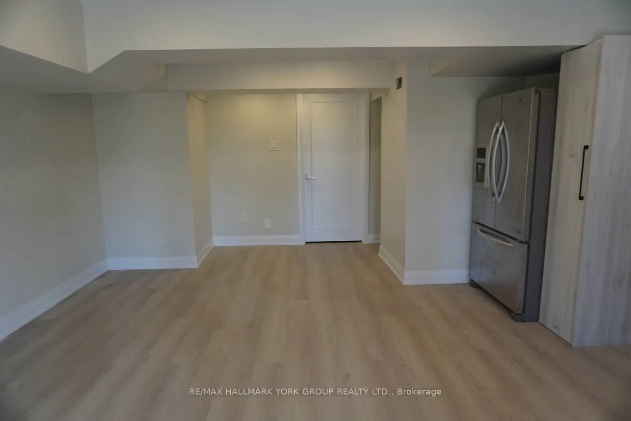 259 Glenway Circle S, #Basement