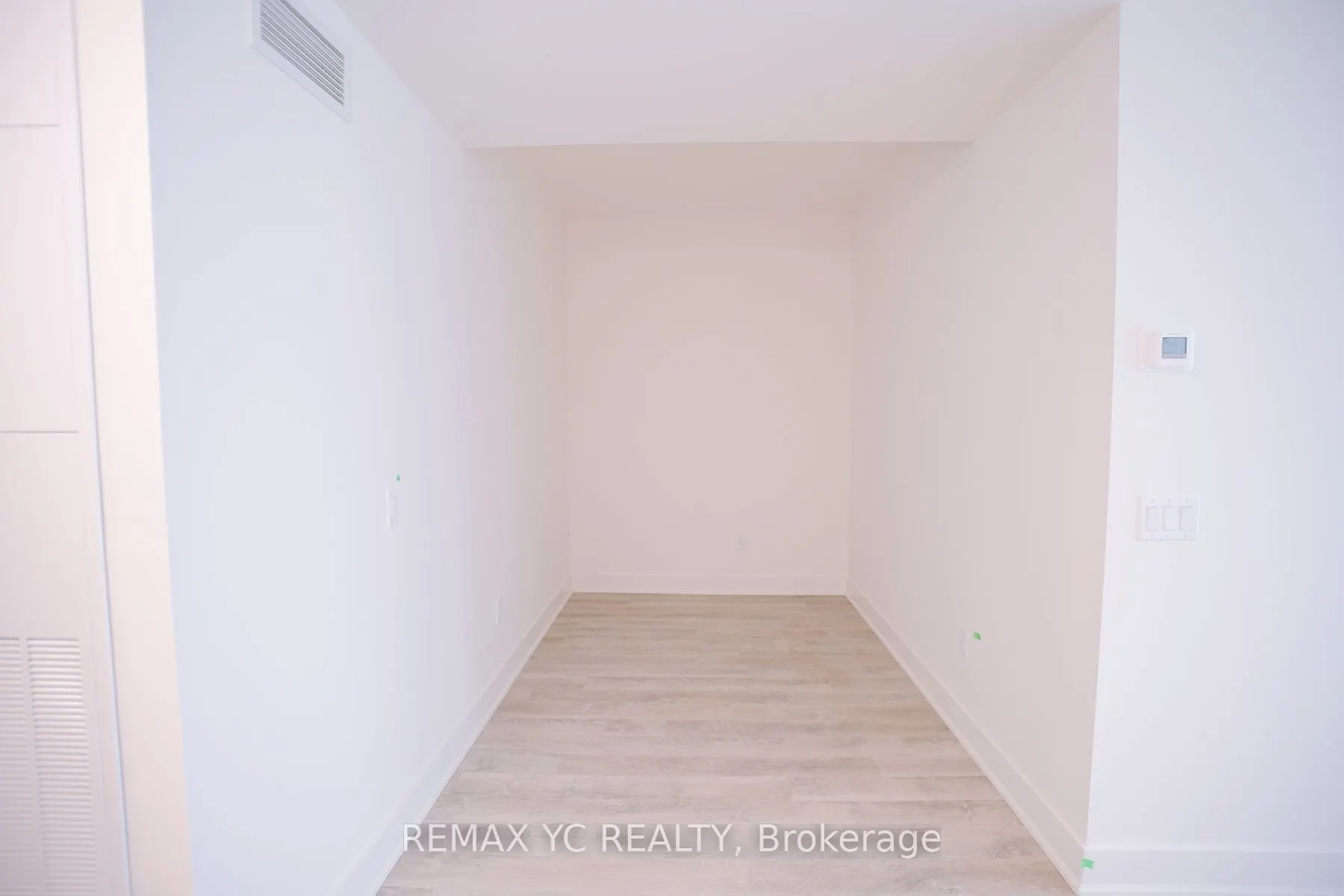 185 Deerfield Road, #501