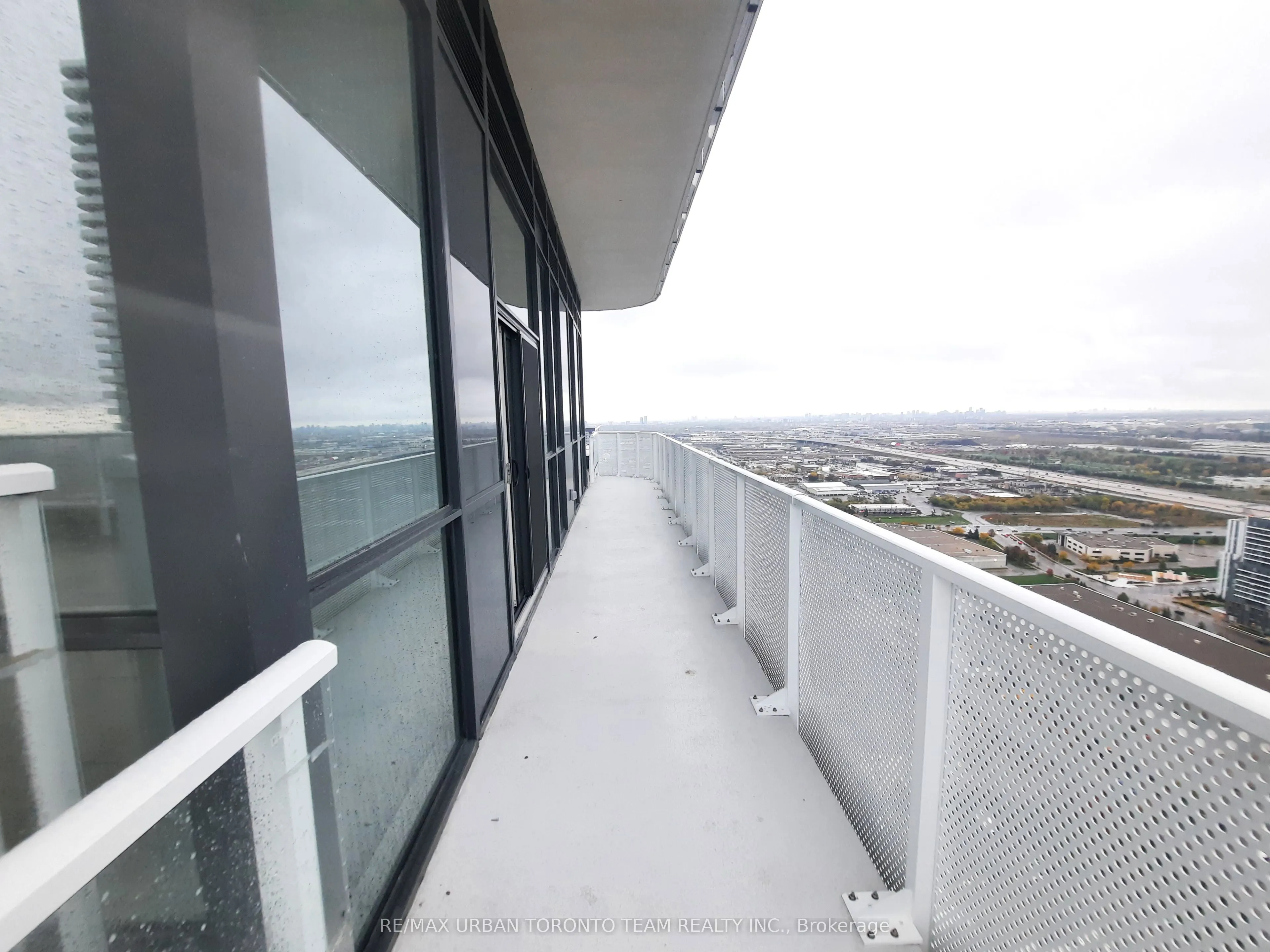 28 Interchange Way, #PH109