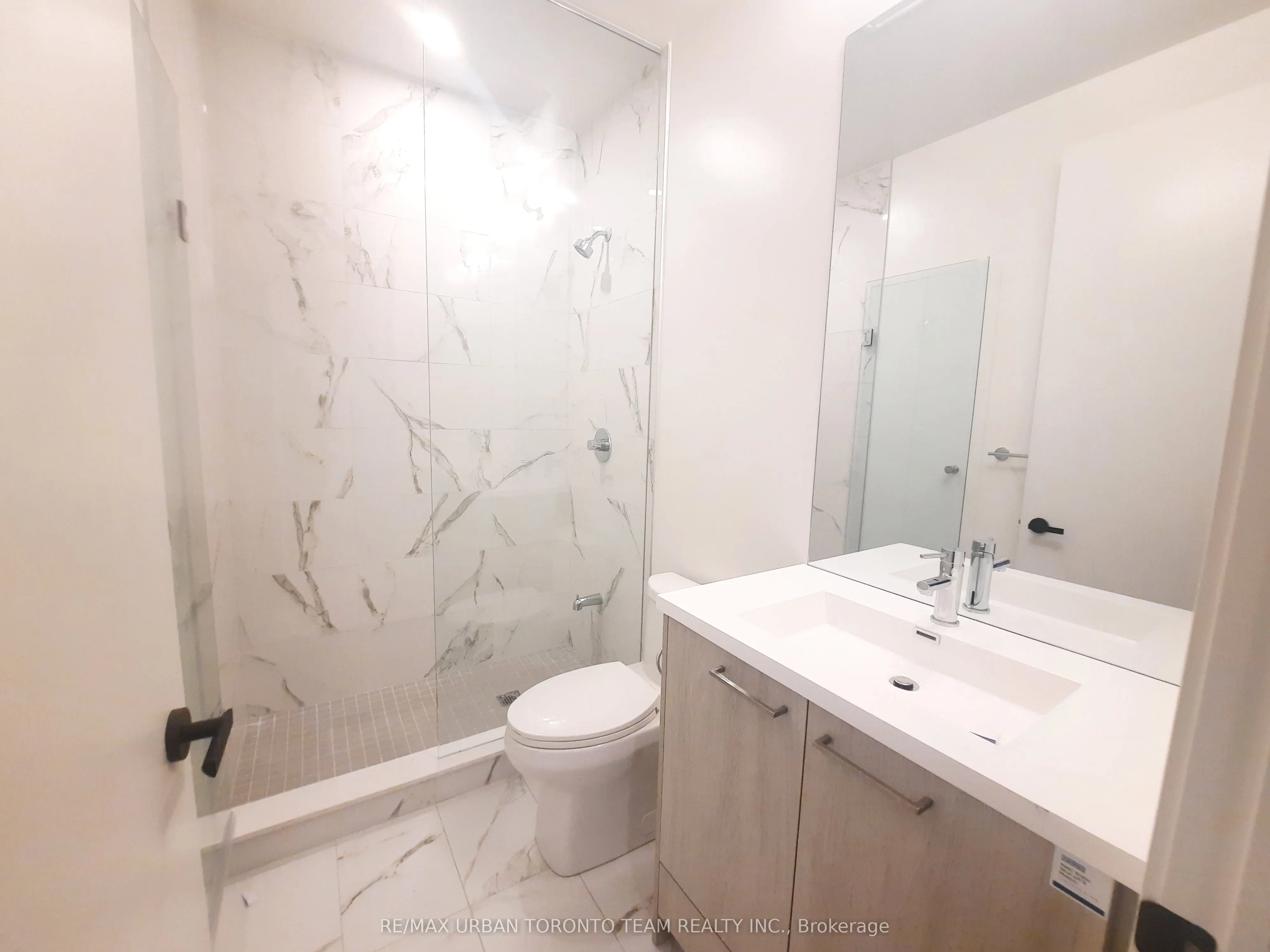 28 Interchange Way, #PH109