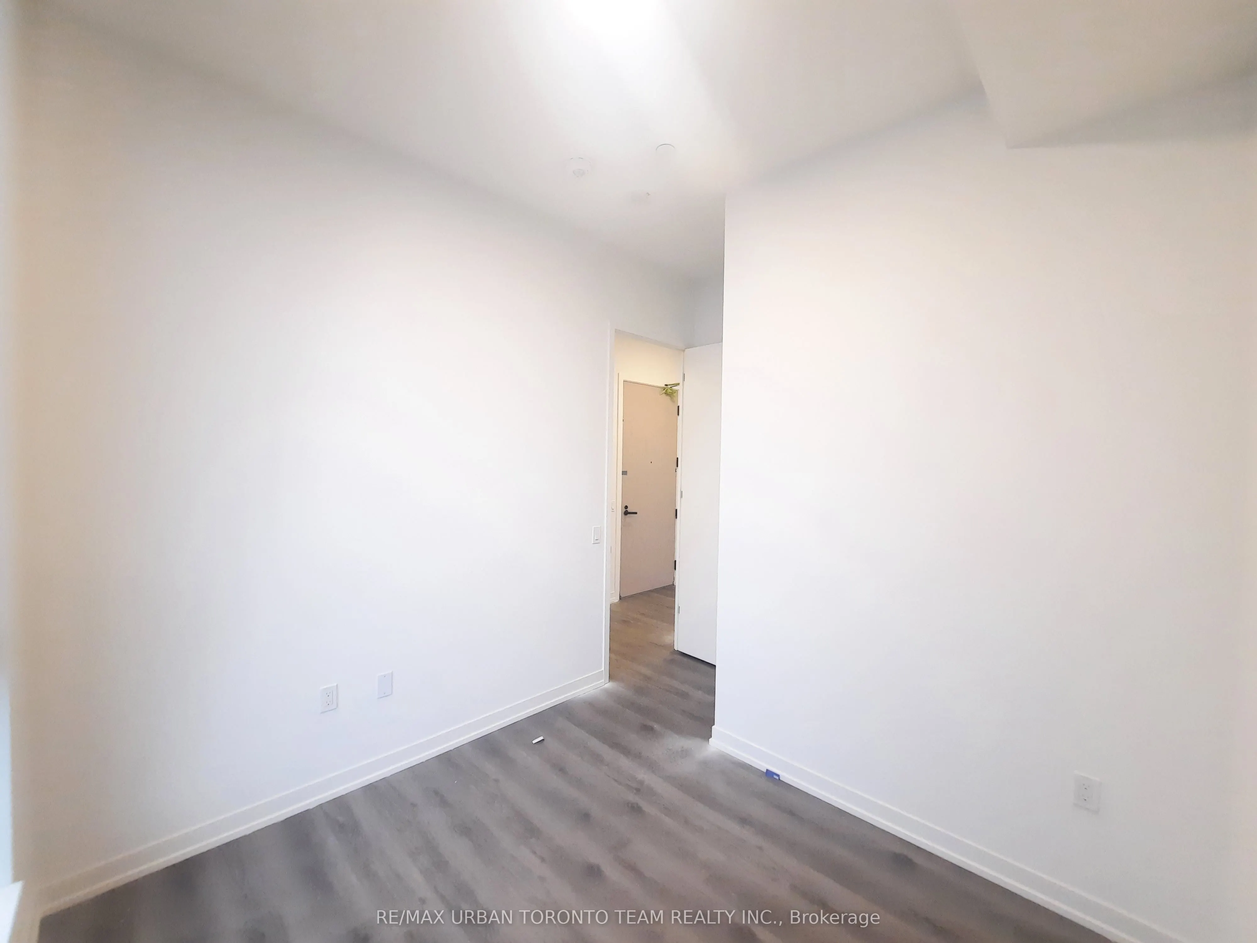 28 Interchange Way, #PH109