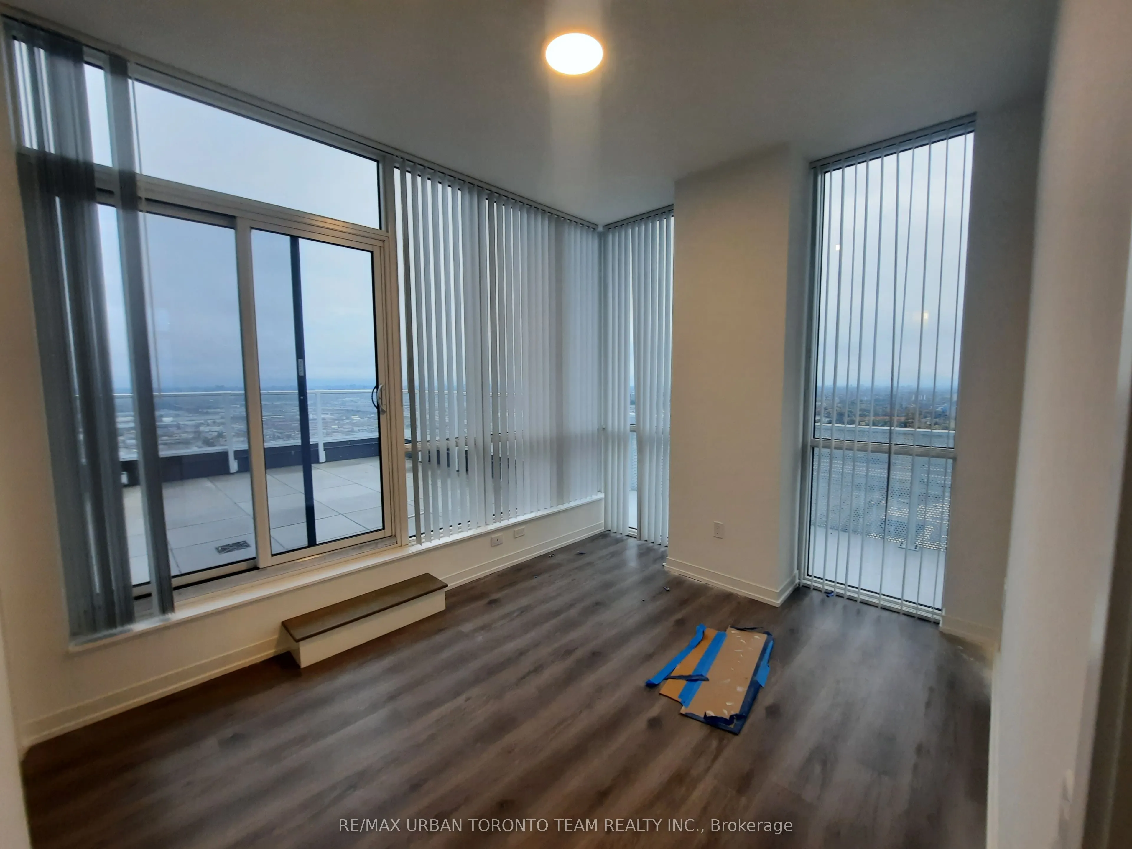 28 Interchange Way, #PH109