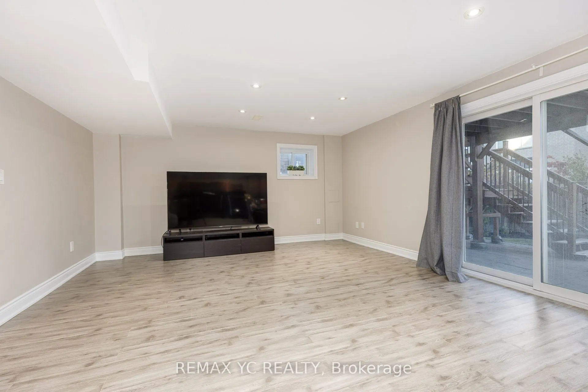 101 Oberfrick Avenue