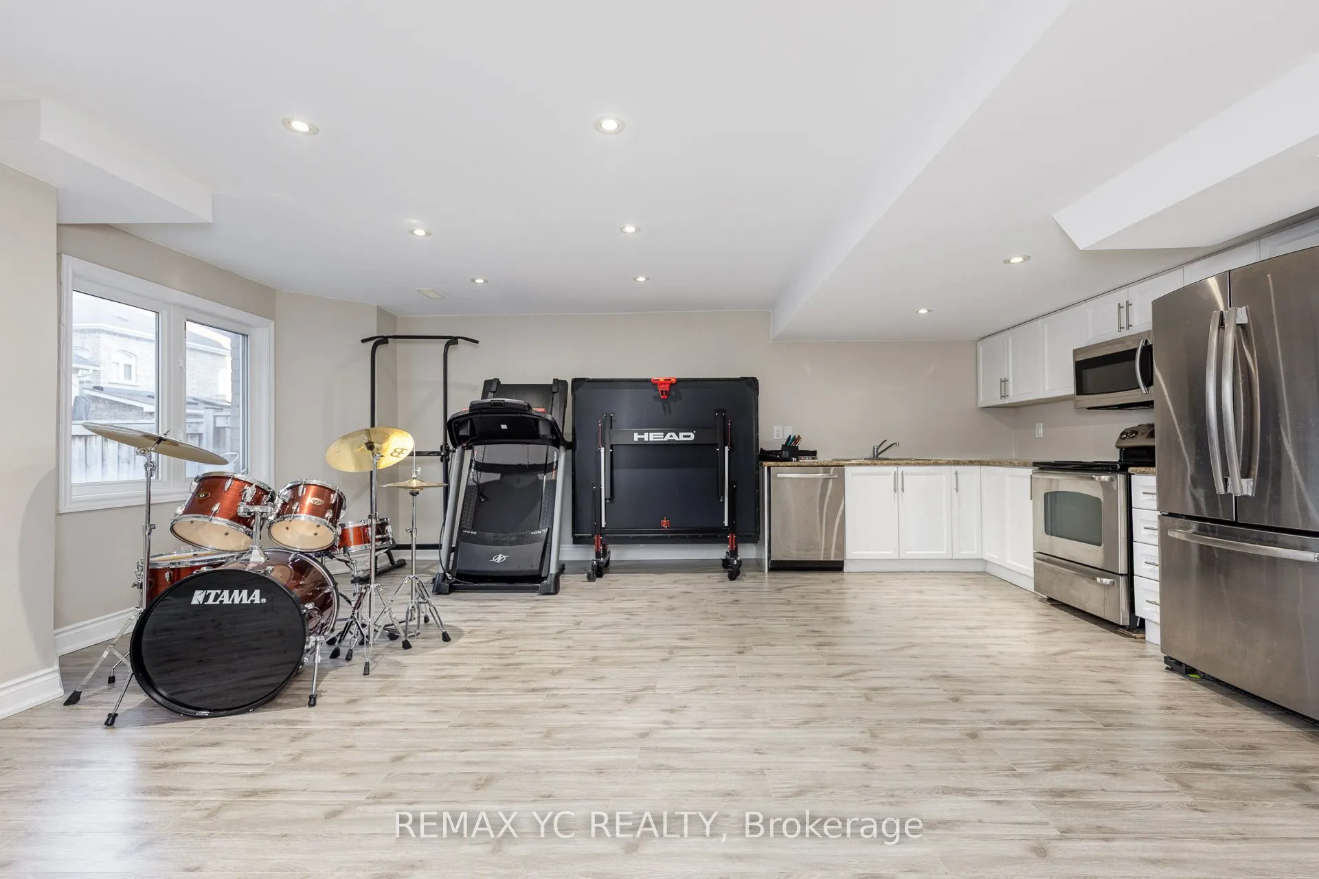 101 Oberfrick Avenue