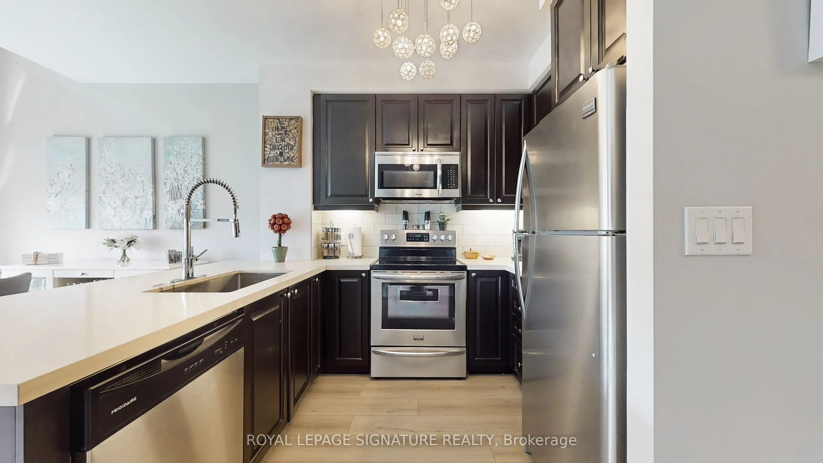 12 Woodstream Boulevard, #105