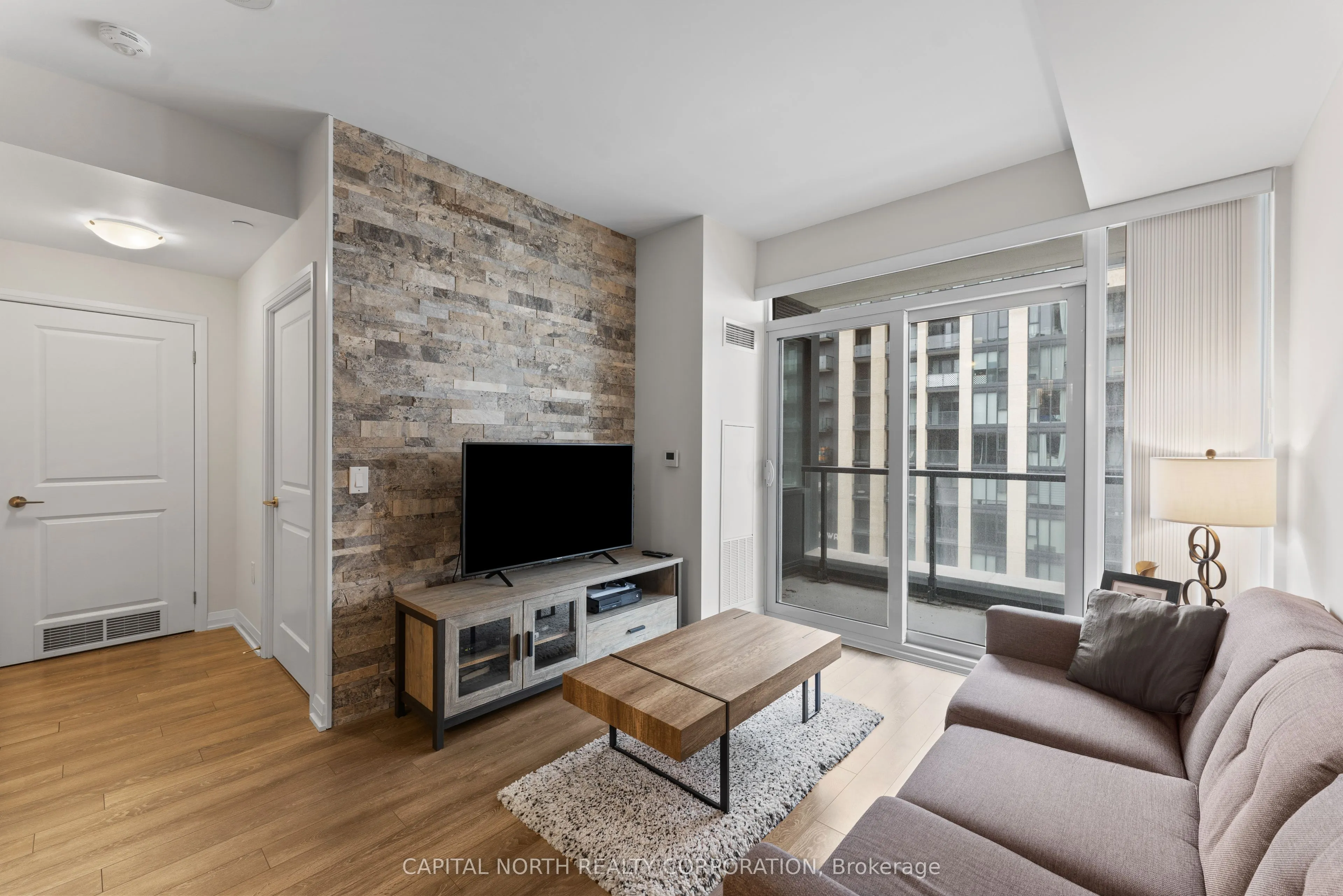 99 Eagle Rock Way N, #634