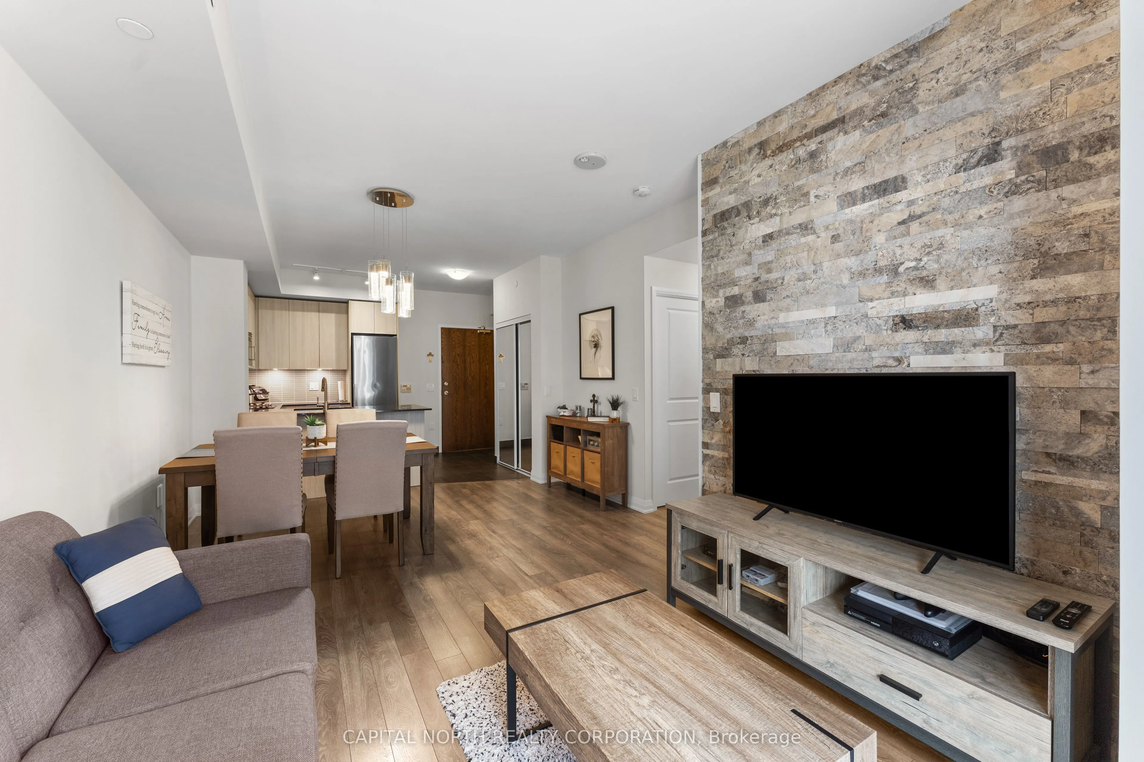 99 Eagle Rock Way N, #634