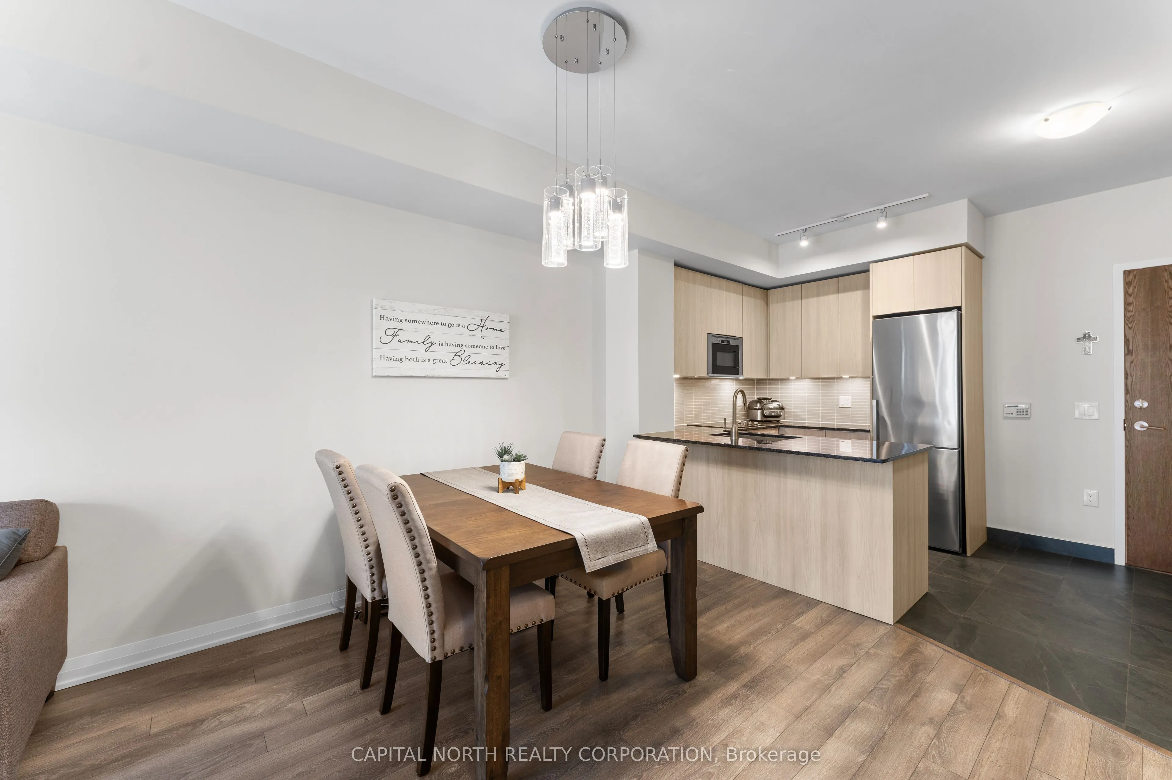 99 Eagle Rock Way N, #634