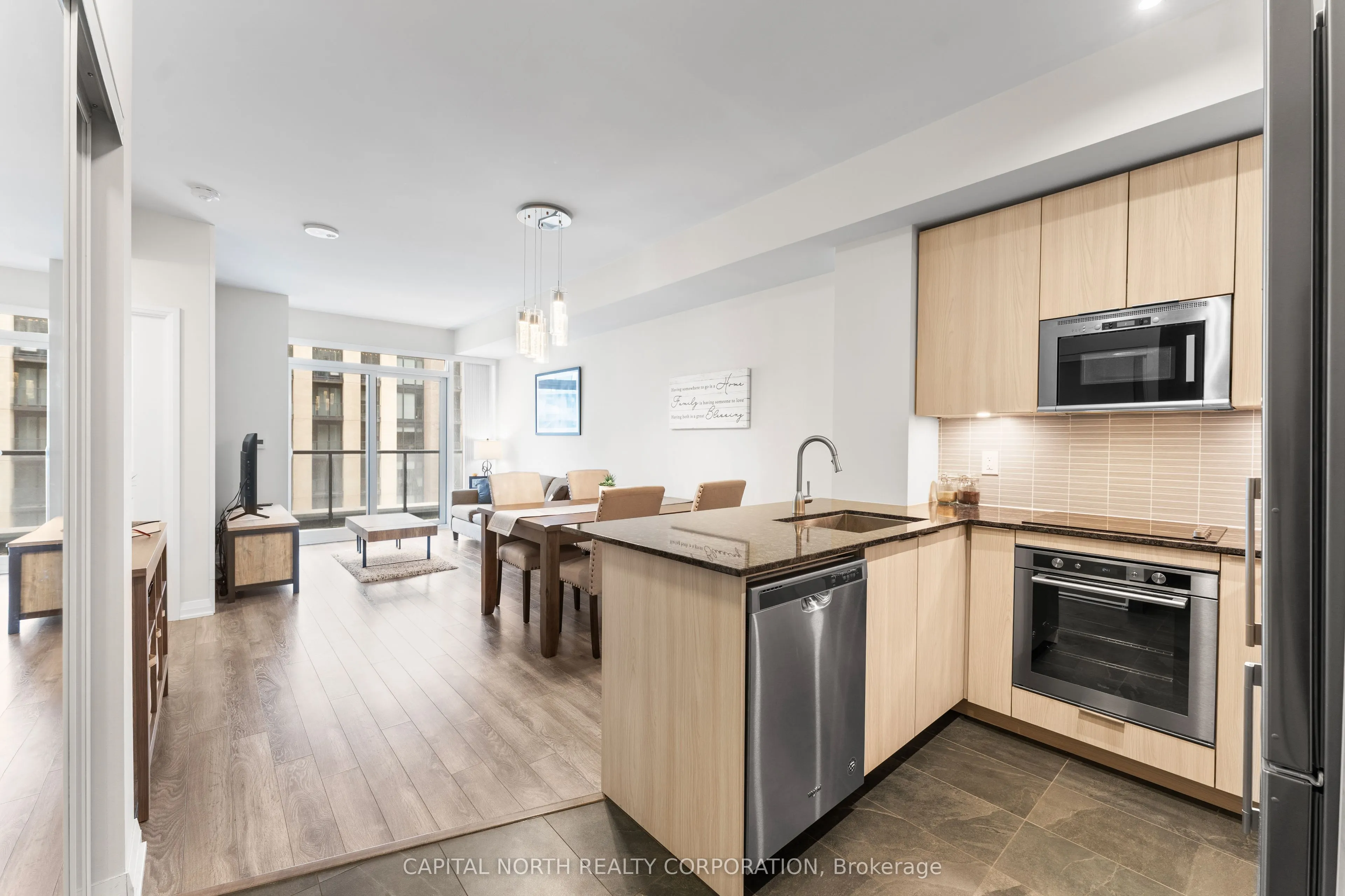 99 Eagle Rock Way N, #634