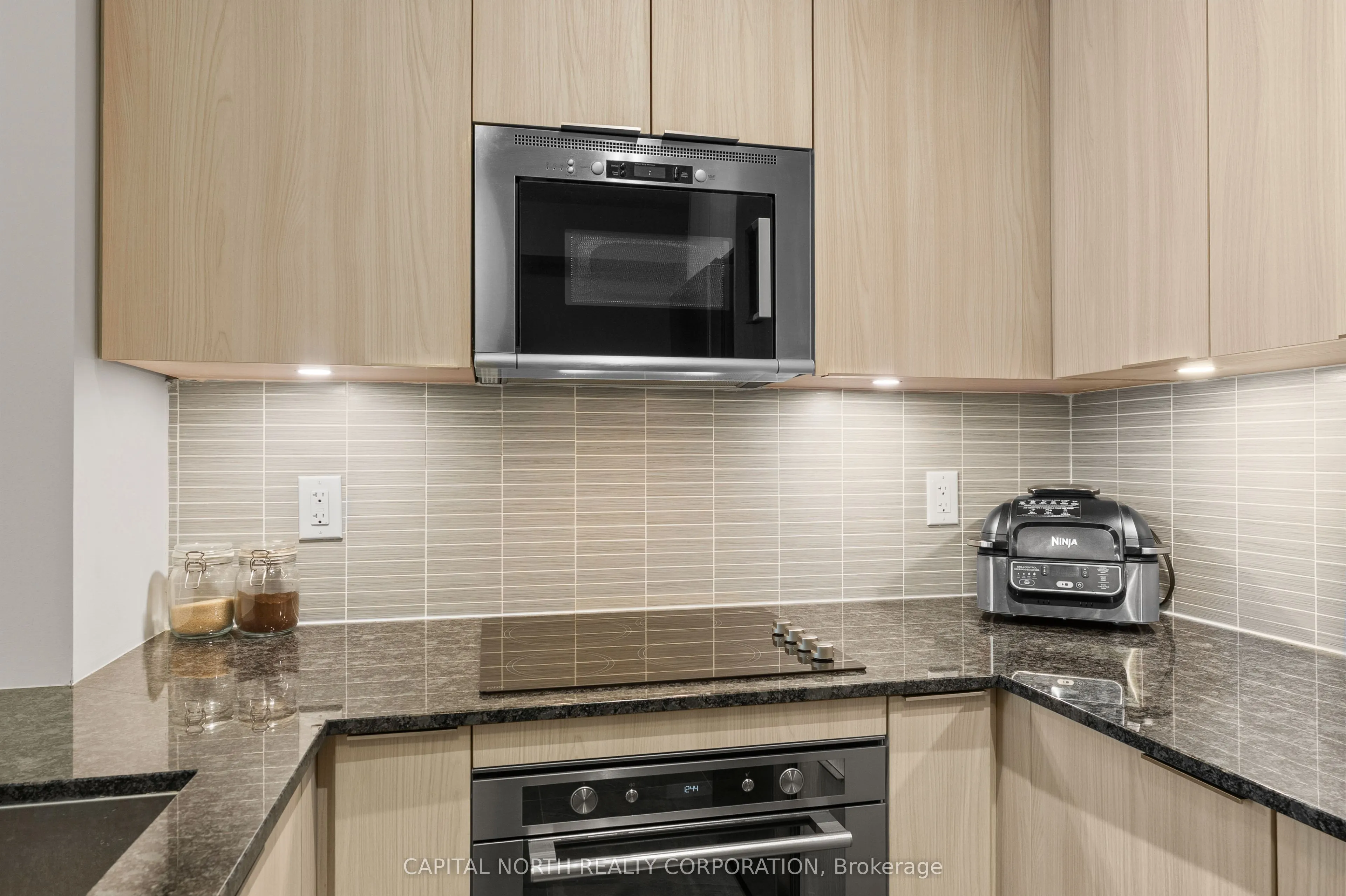 99 Eagle Rock Way N, #634