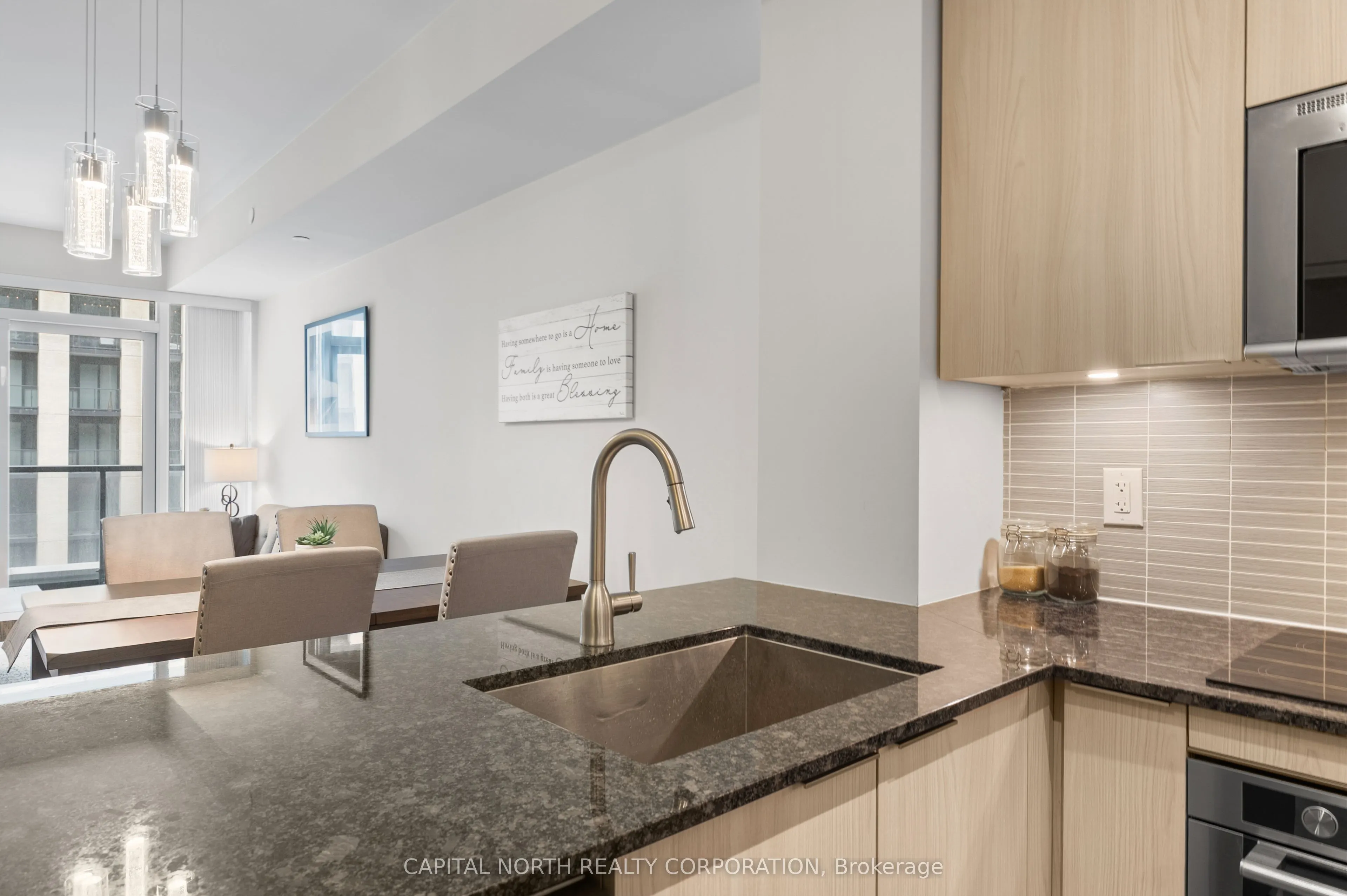 99 Eagle Rock Way N, #634