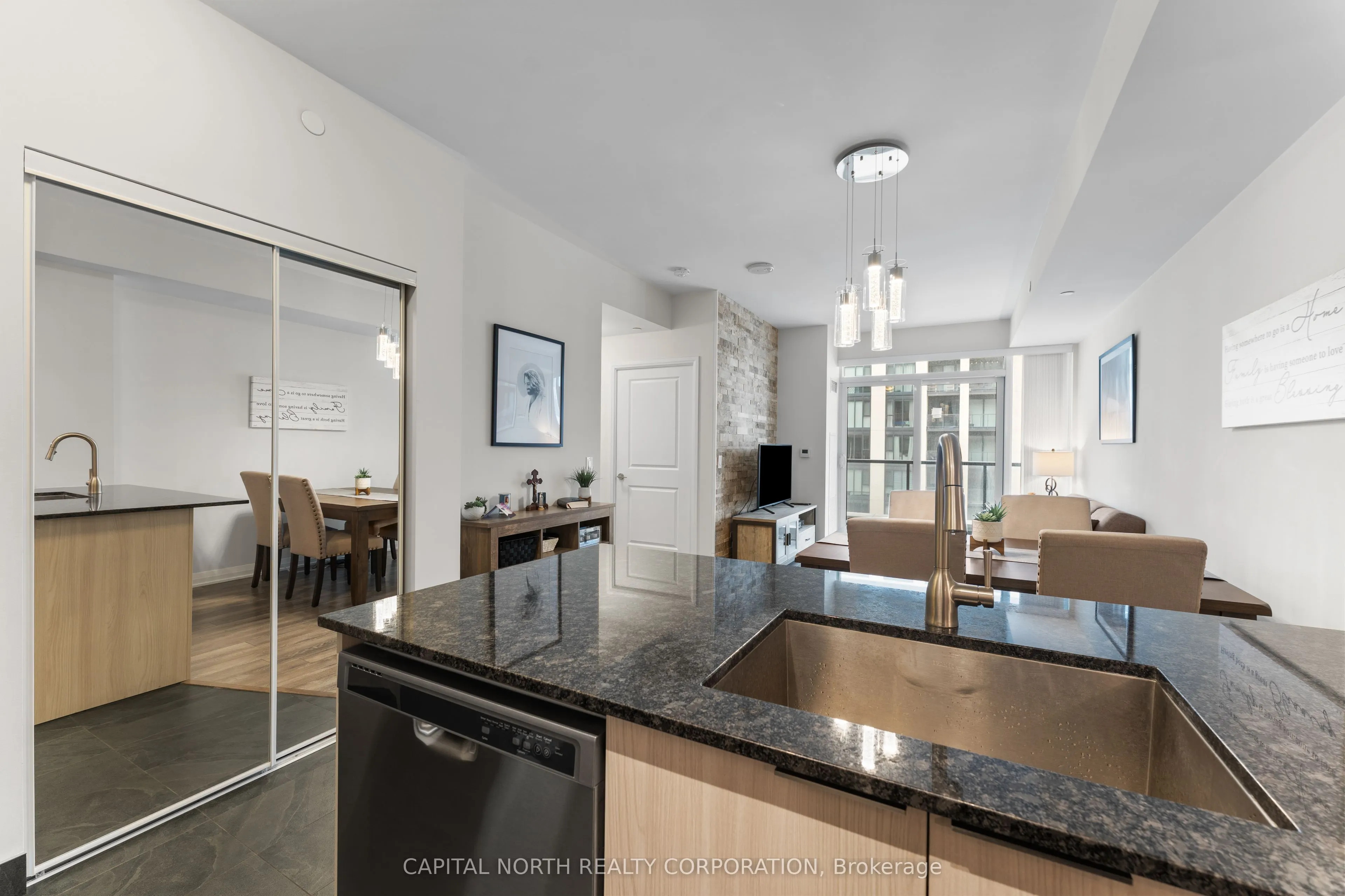 99 Eagle Rock Way N, #634