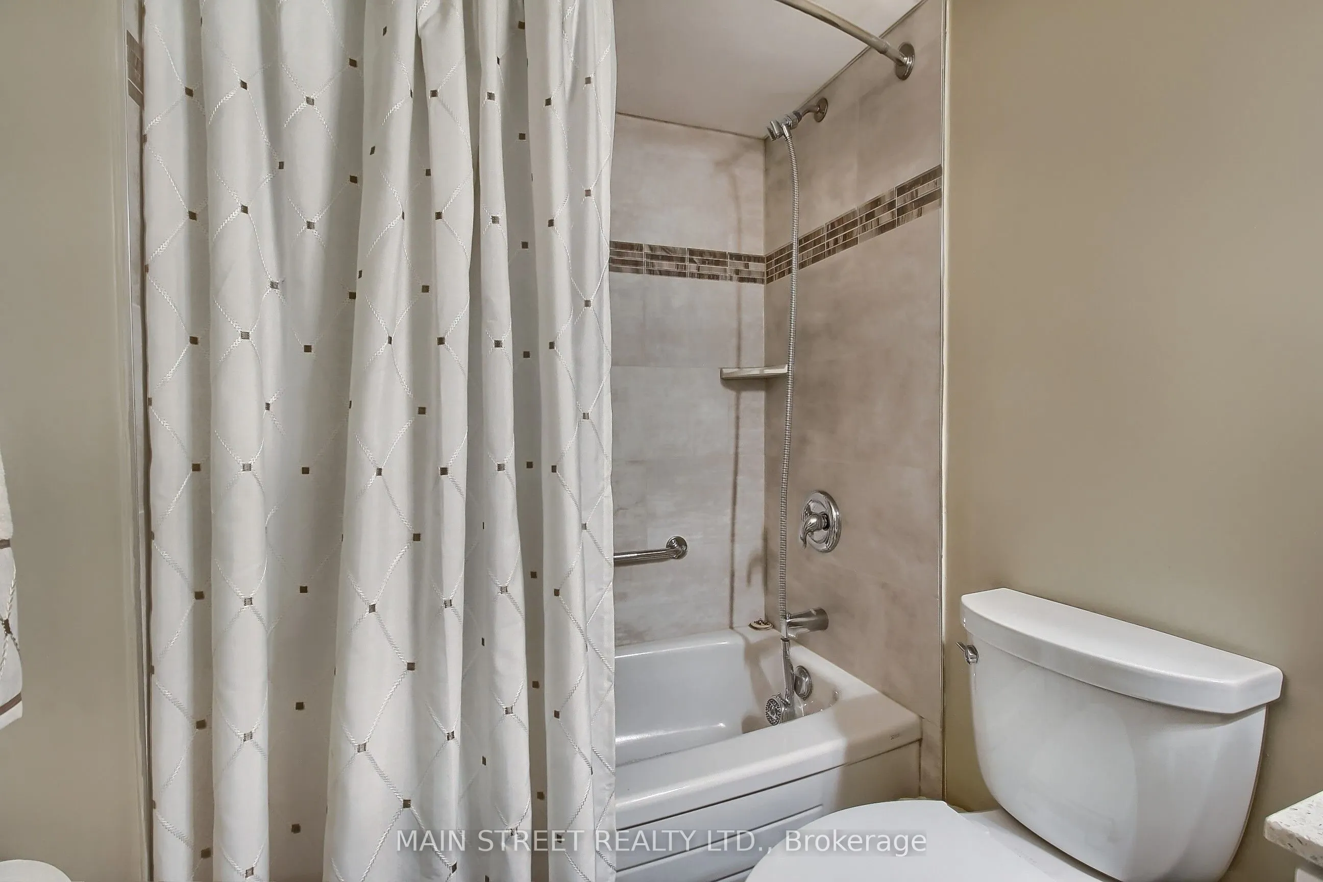 155 Main Street, #302