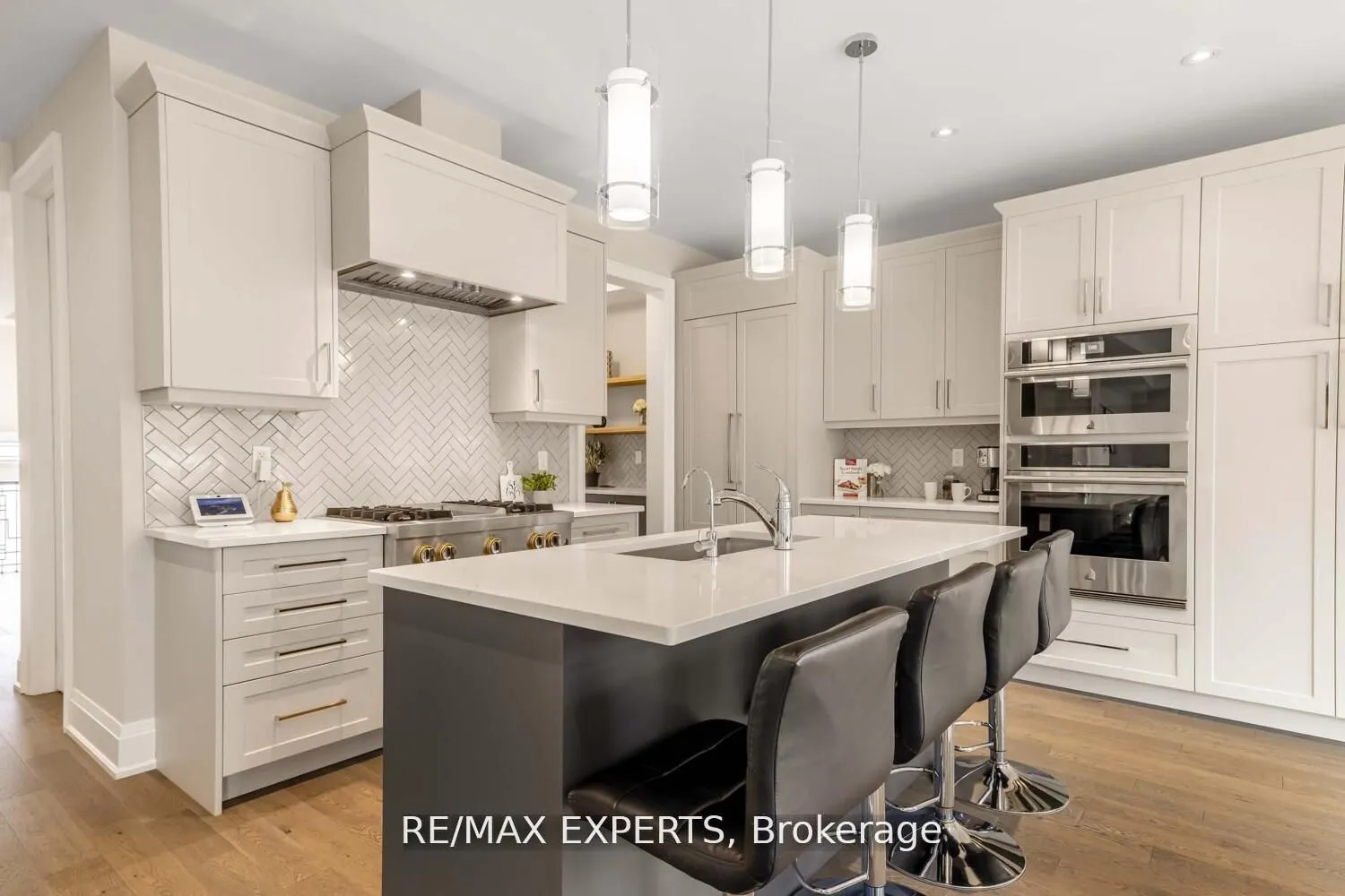 75 Bethpage Crescent