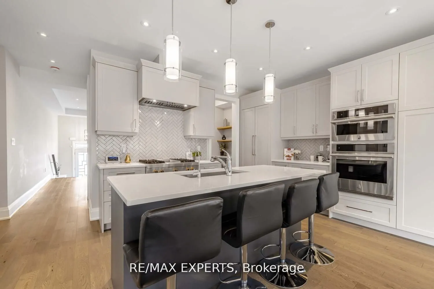 75 Bethpage Crescent