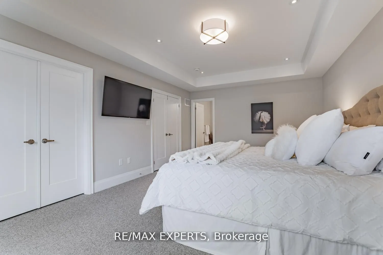 75 Bethpage Crescent