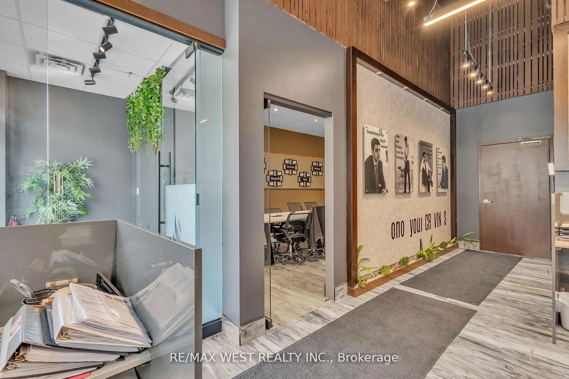 418 Hanlan Road, #17&18