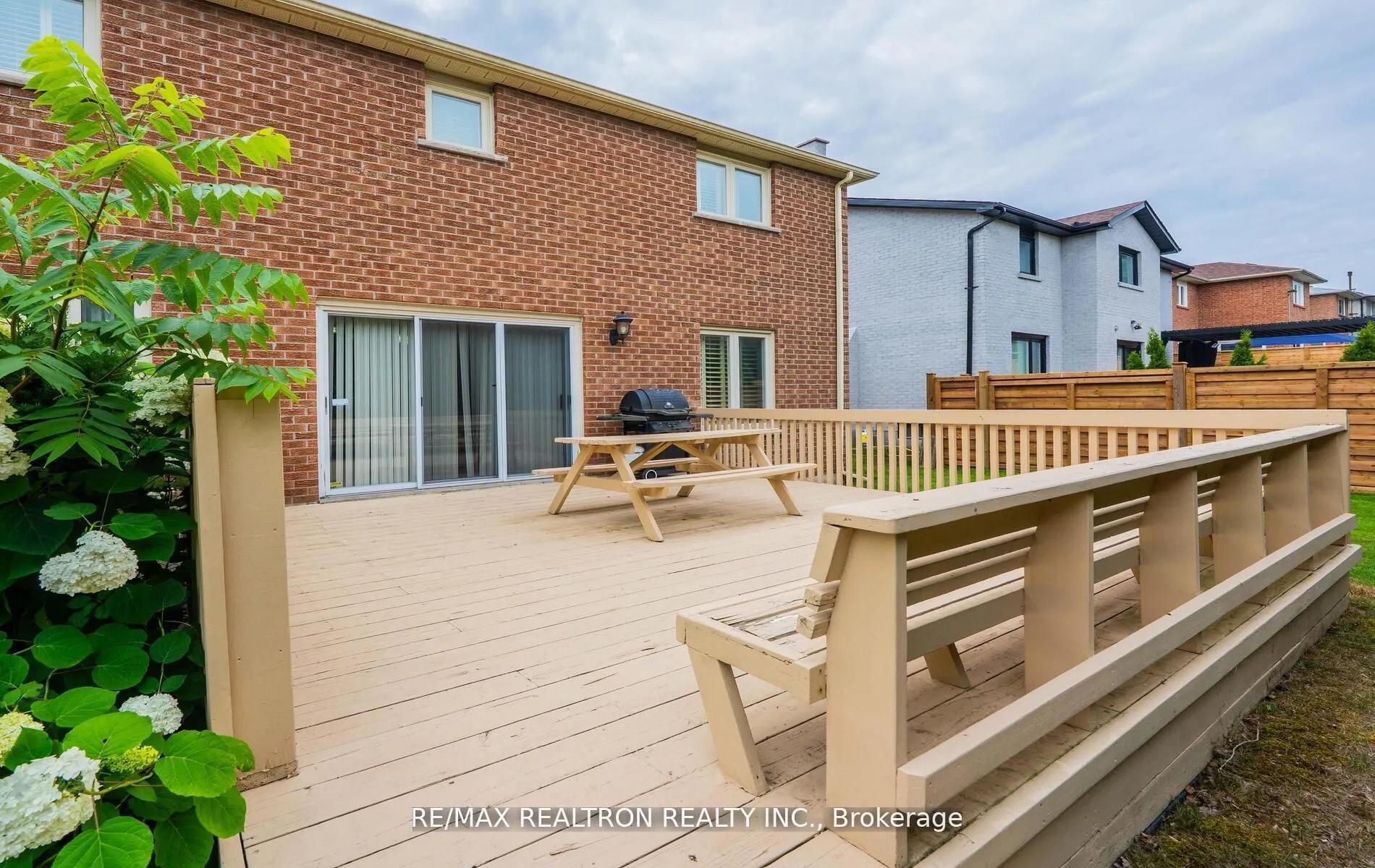 4 Edmund Seager Drive