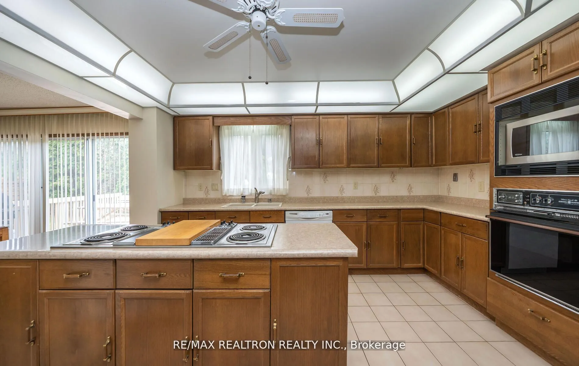 4 Edmund Seager Drive