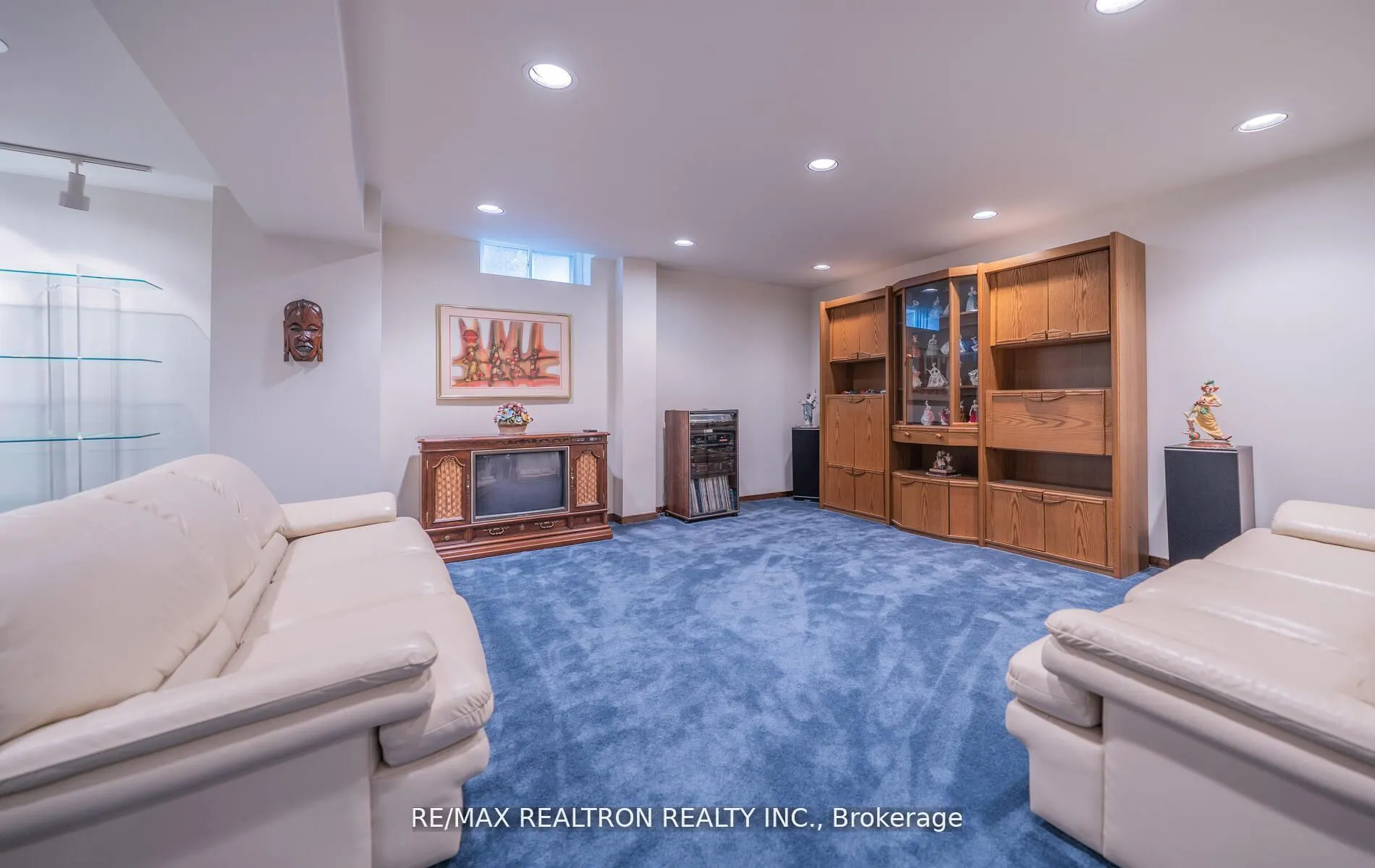 4 Edmund Seager Drive