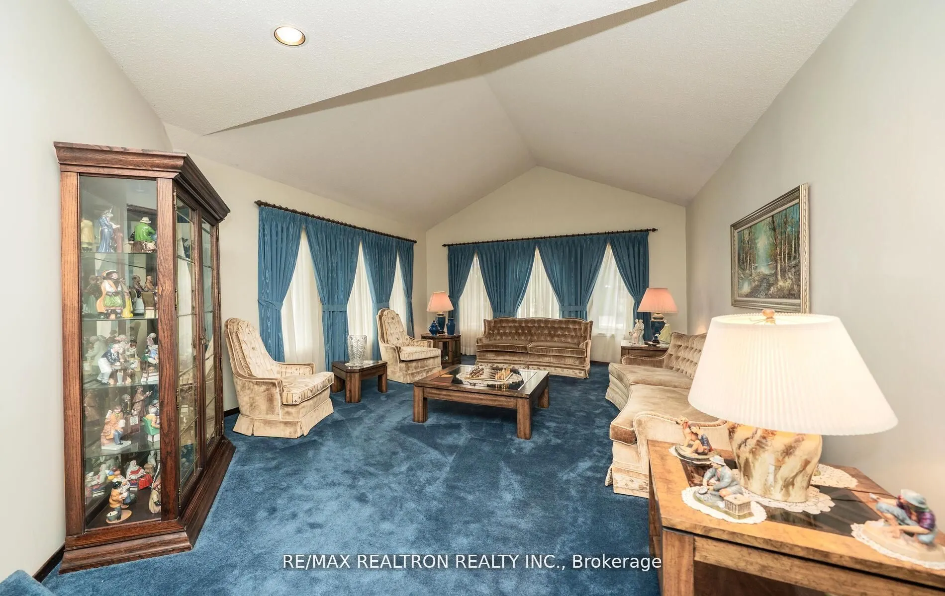 4 Edmund Seager Drive