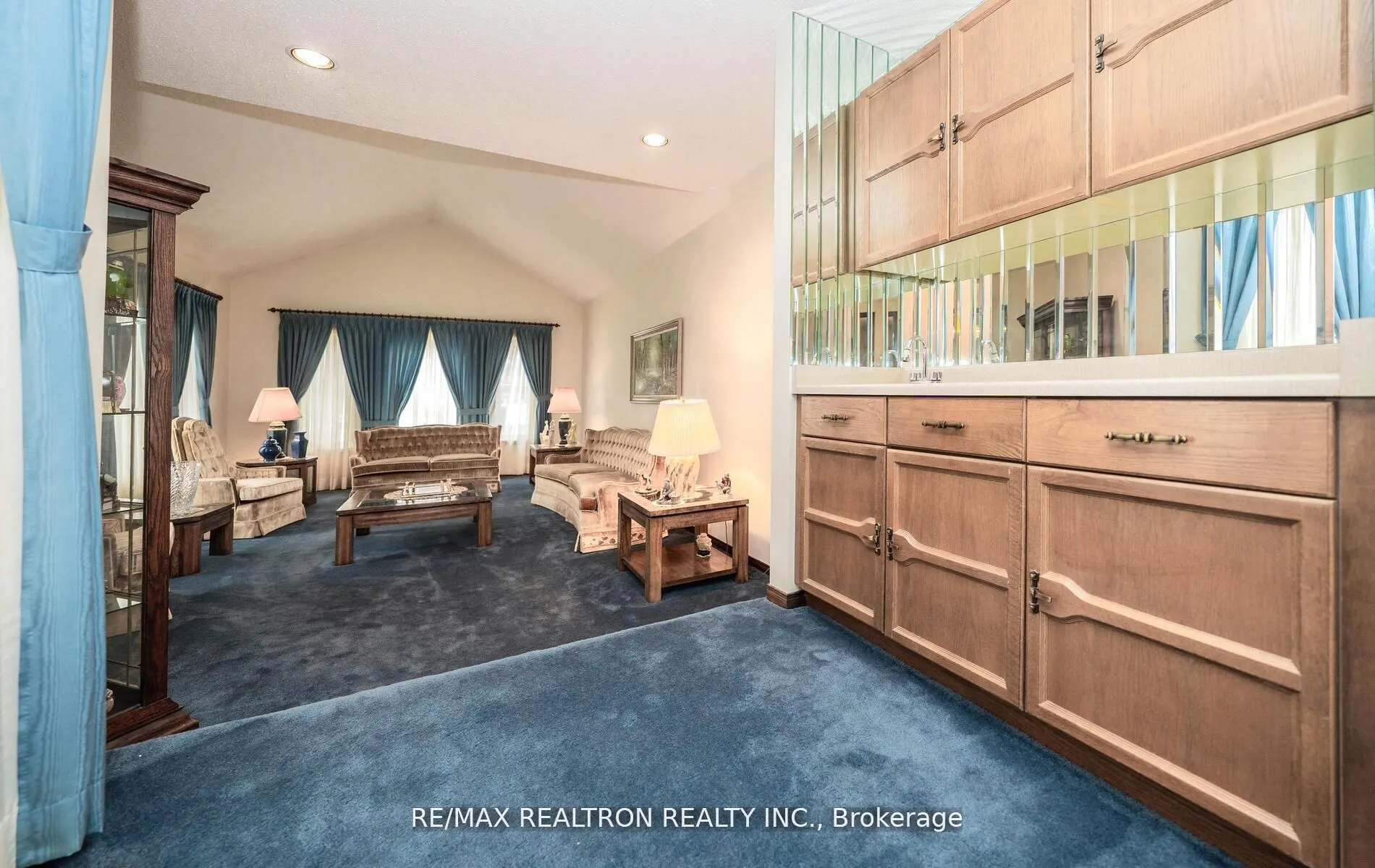 4 Edmund Seager Drive