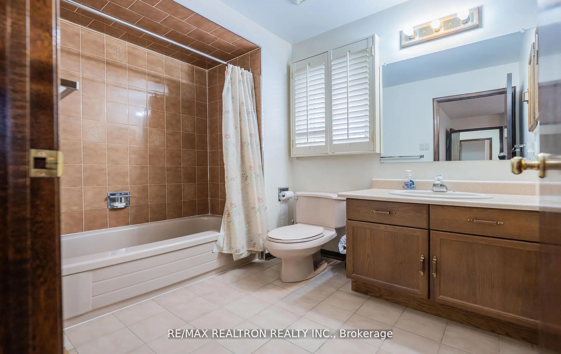 4 Edmund Seager Drive