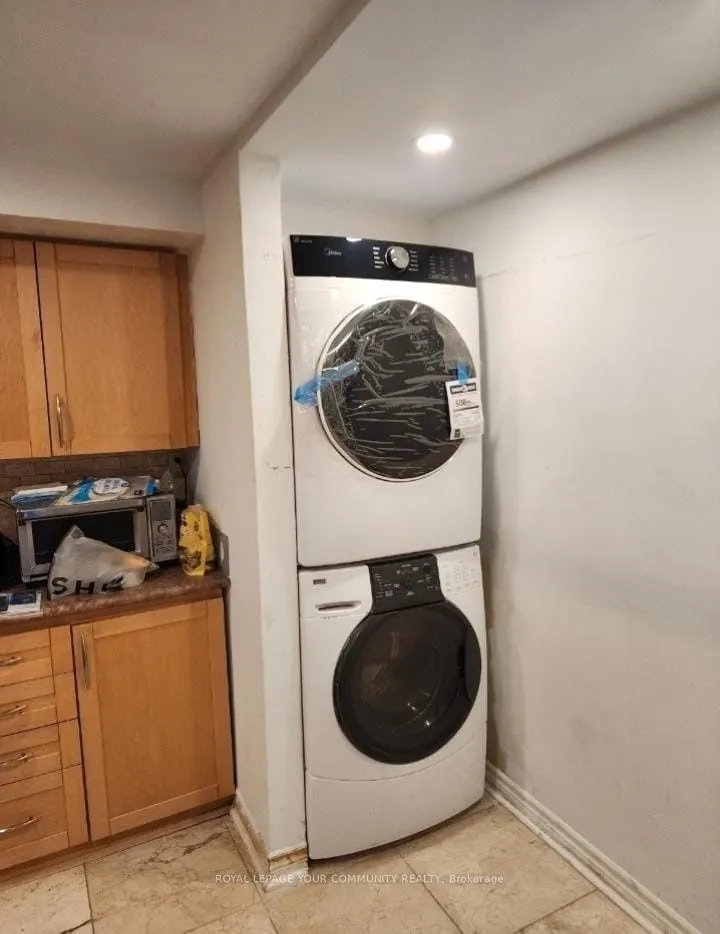 284 Catering Road, #BSMT