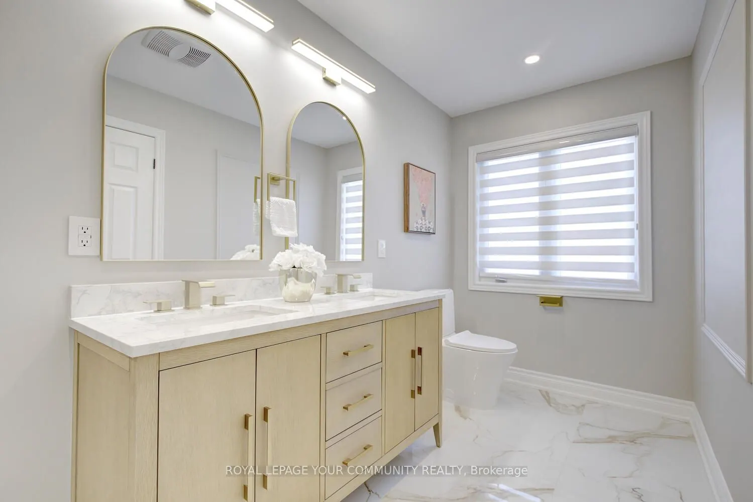 167 SIR SANFORD FLEMING Way