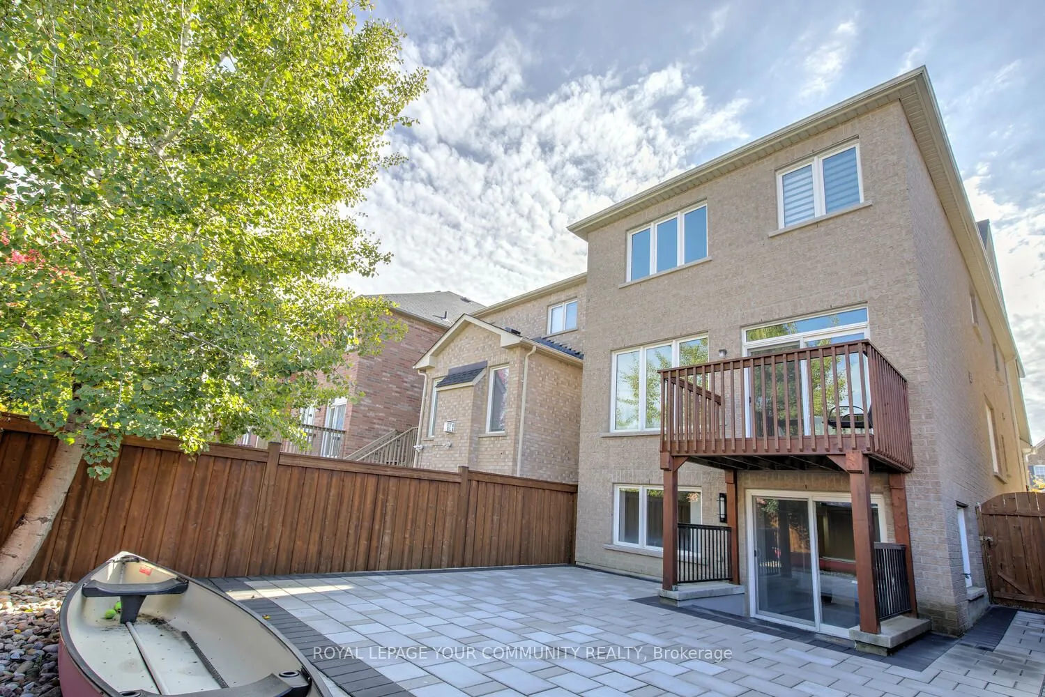 167 SIR SANFORD FLEMING Way