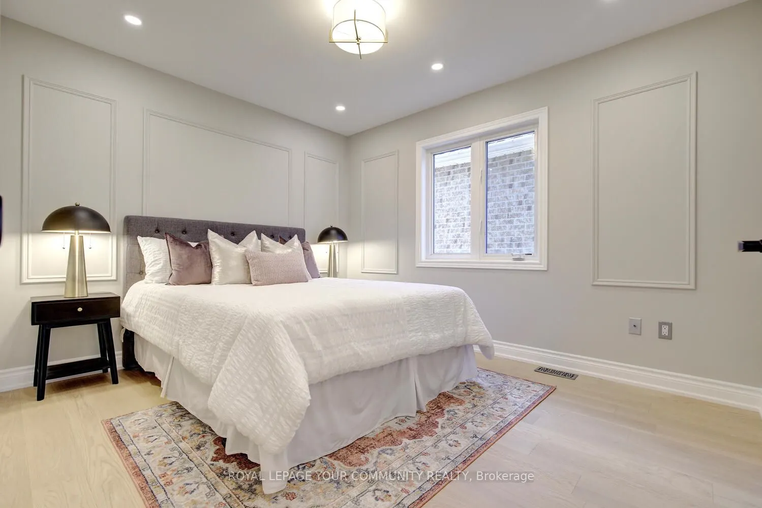 167 SIR SANFORD FLEMING Way