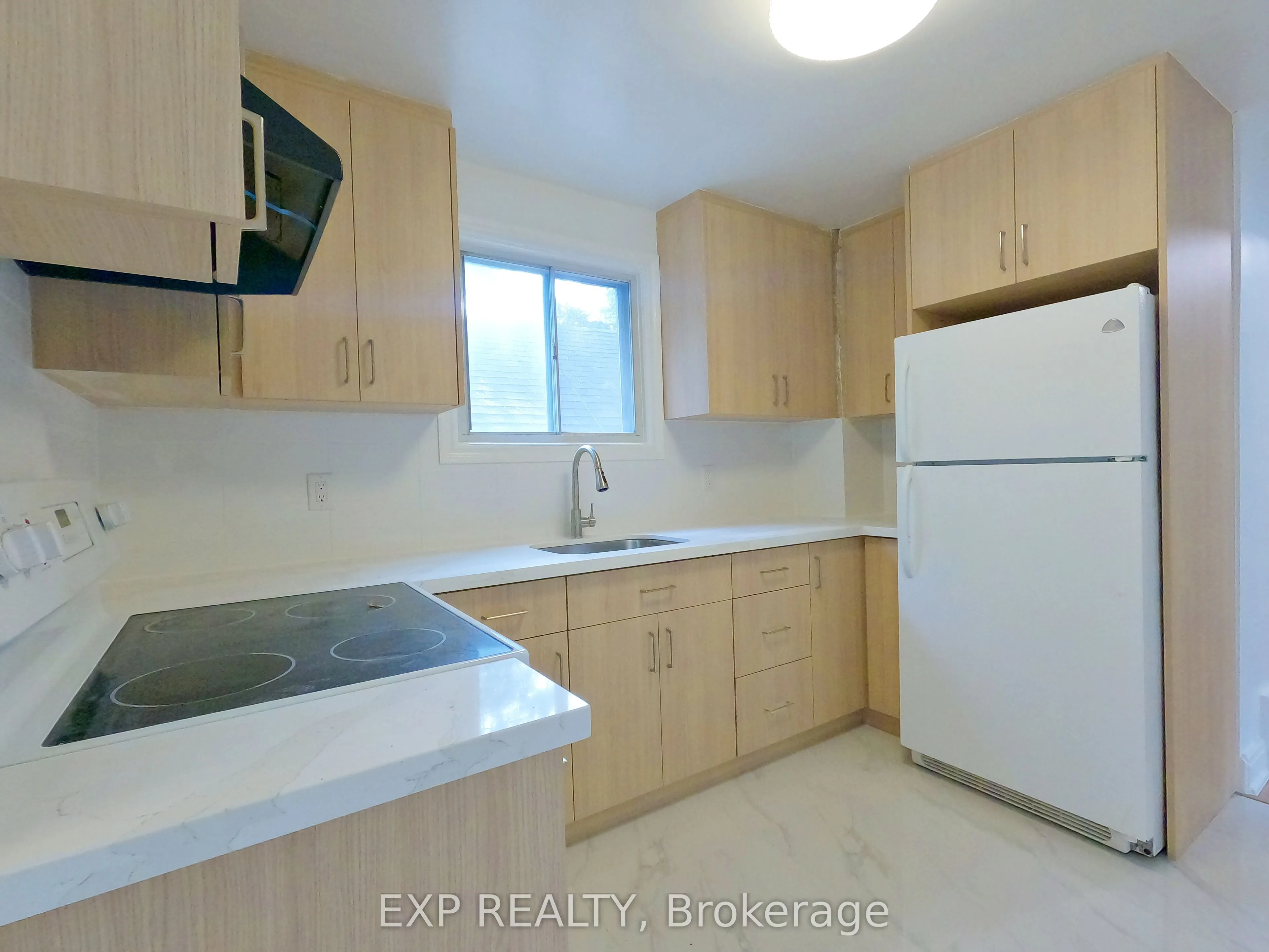 101 Roseview Avenue, #Main Lv