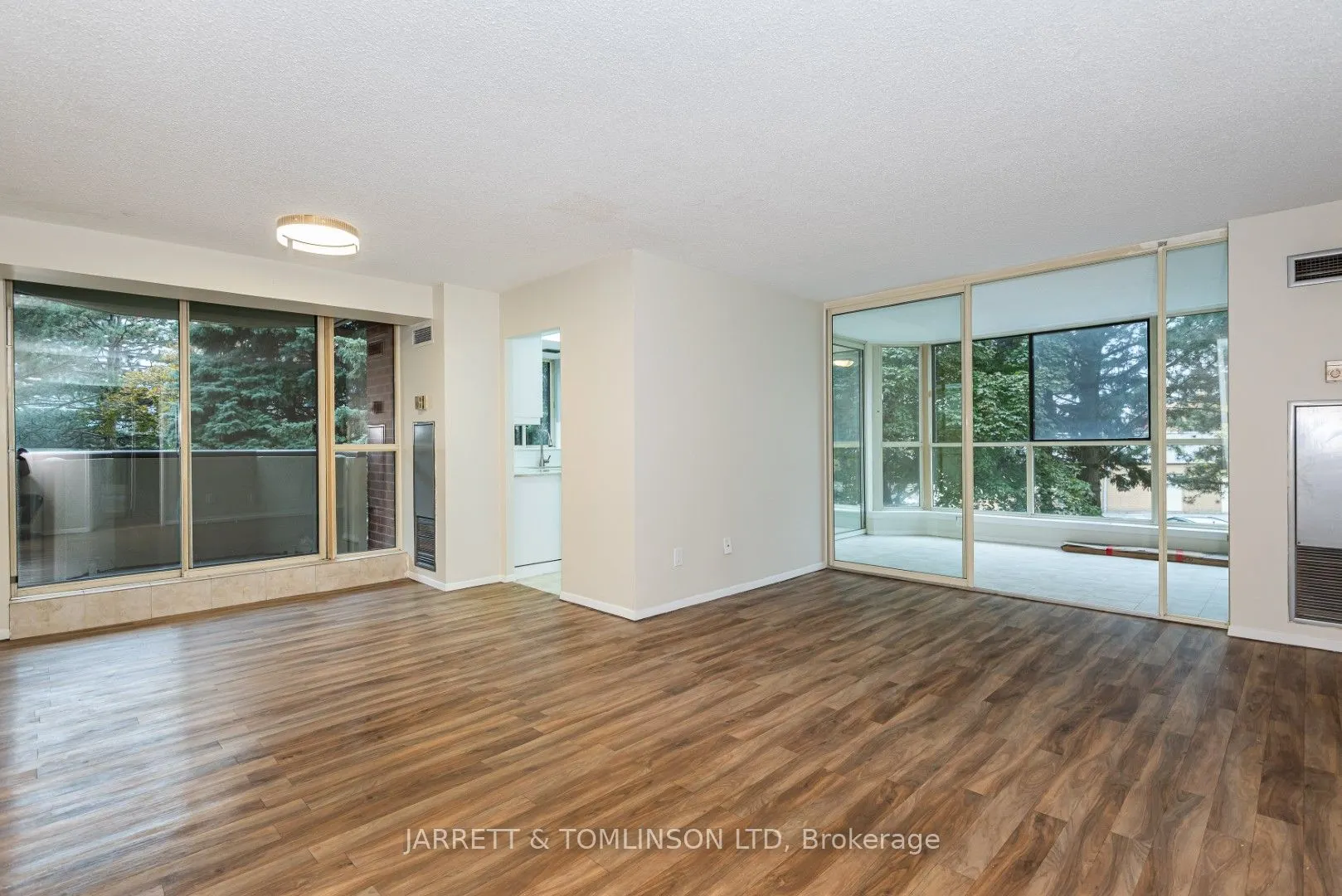 100 Observatory Lane E, #204